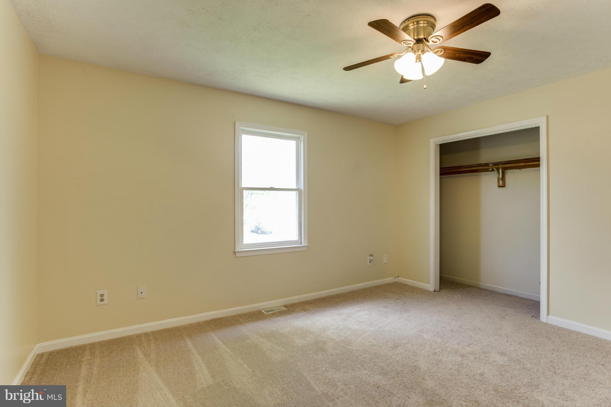 MEADOWBROOKE - Residential