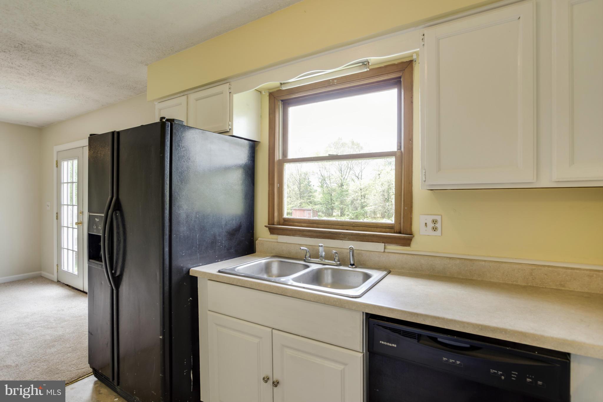 MEADOWBROOKE - Residential