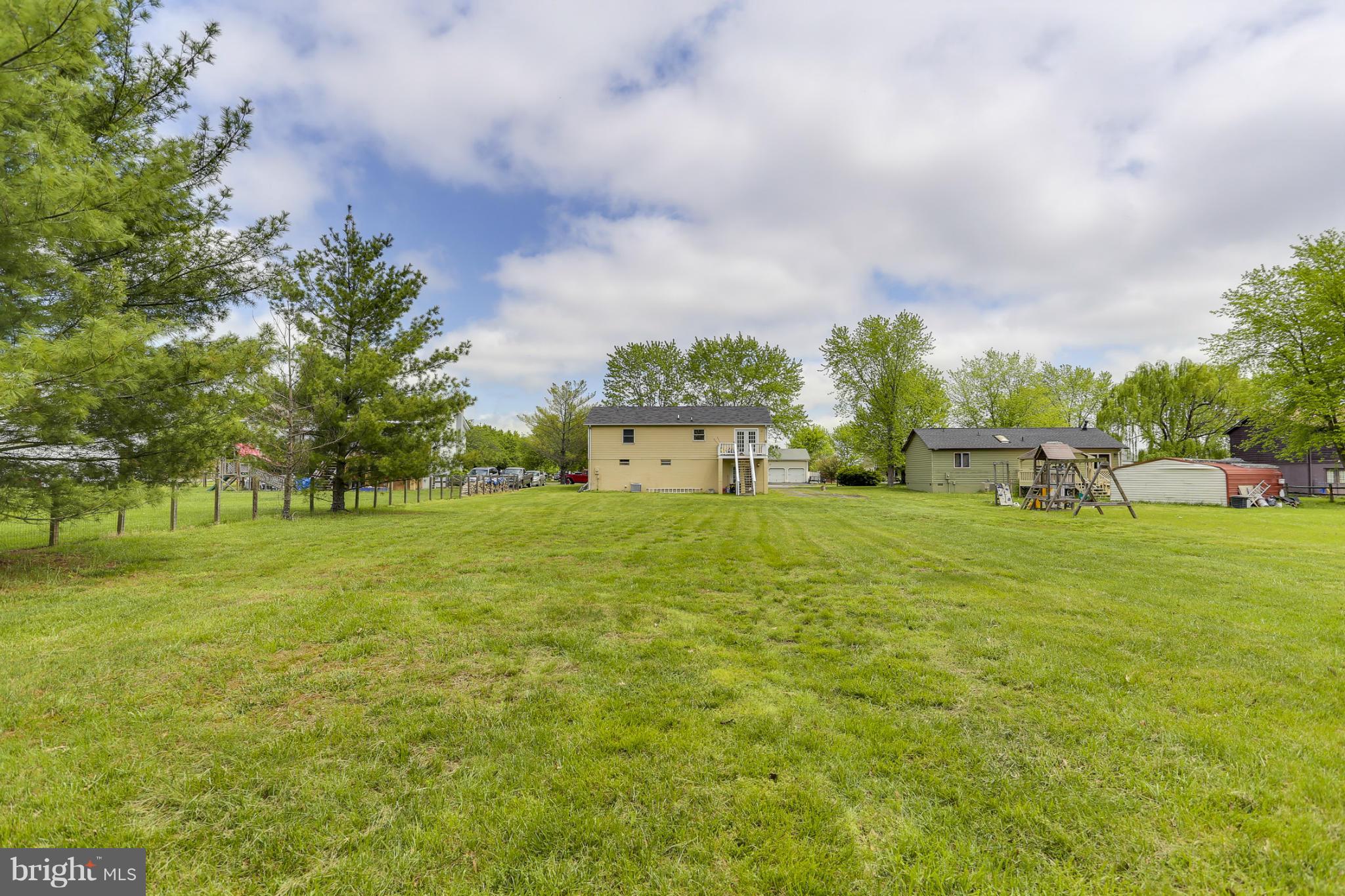 MEADOWBROOKE - Residential