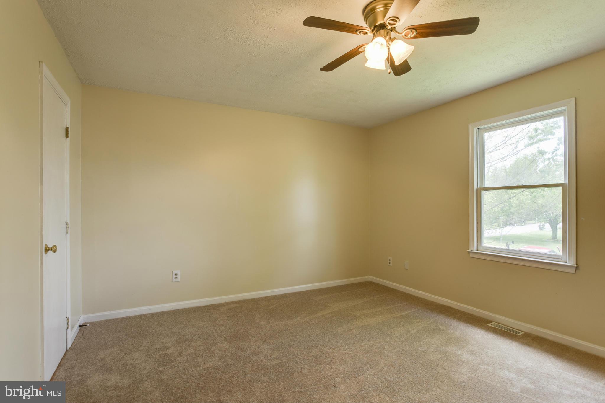 MEADOWBROOKE - Residential