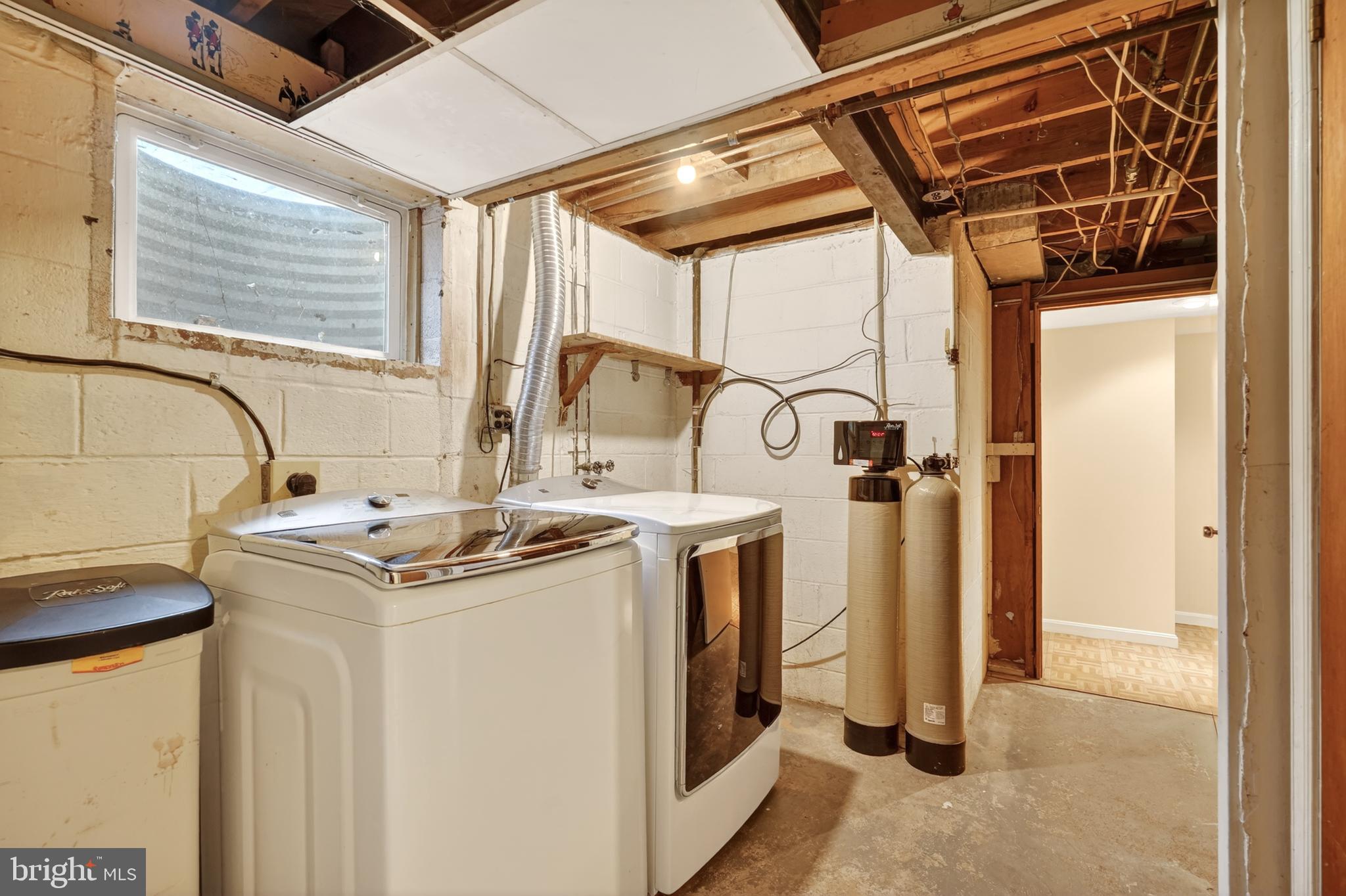 BROOKHAVEN - Residential