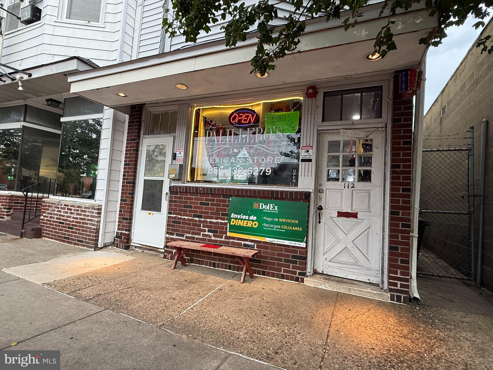 112 S BROADWAY