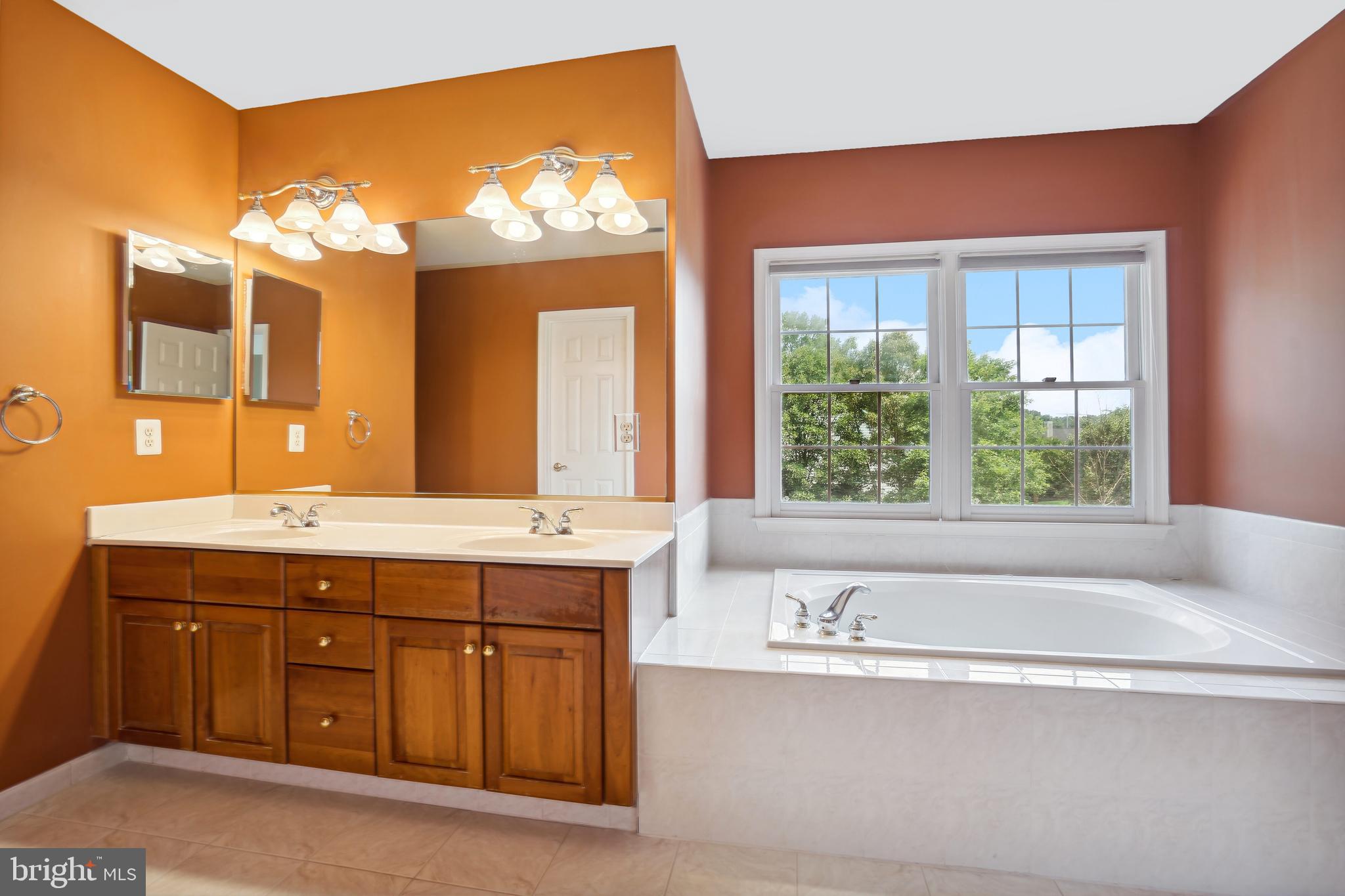 CROSSPOINTE - Residential