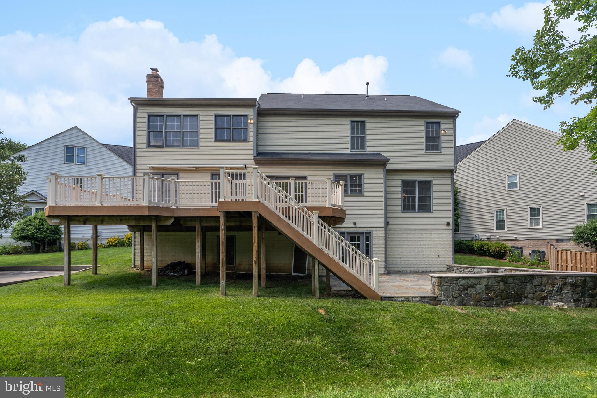 CROSSPOINTE - Residential