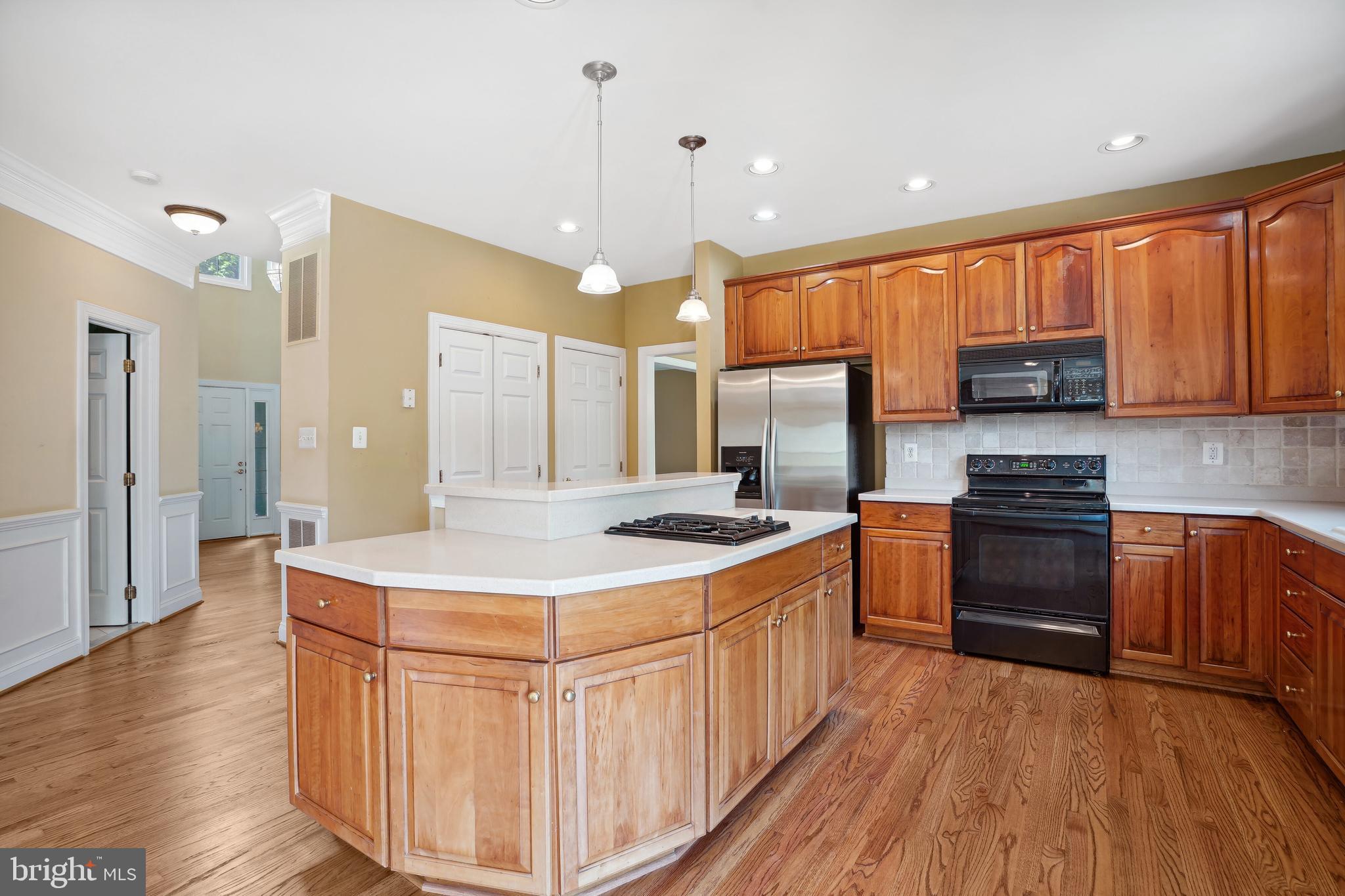 CROSSPOINTE - Residential