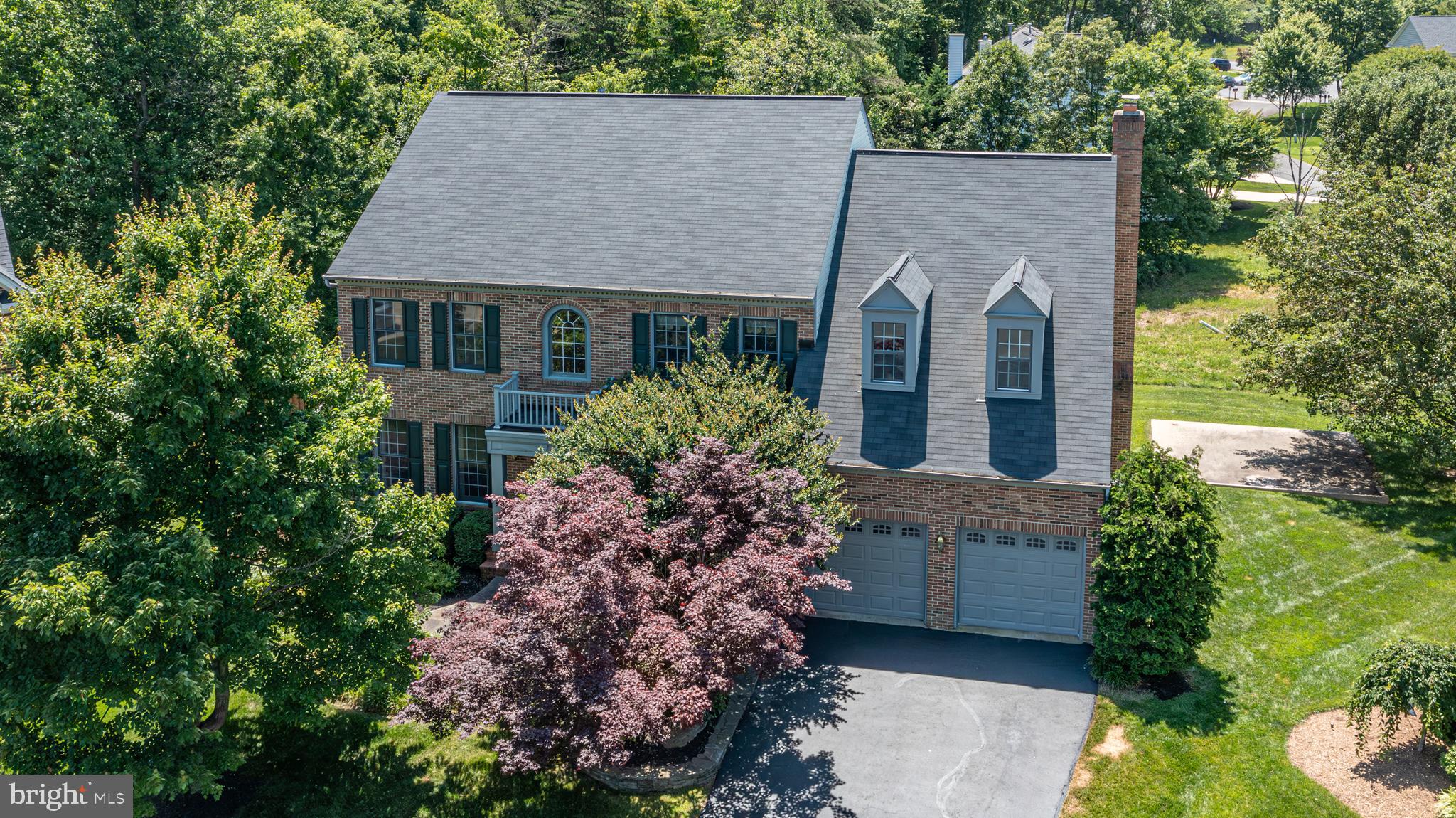 CROSSPOINTE - Residential