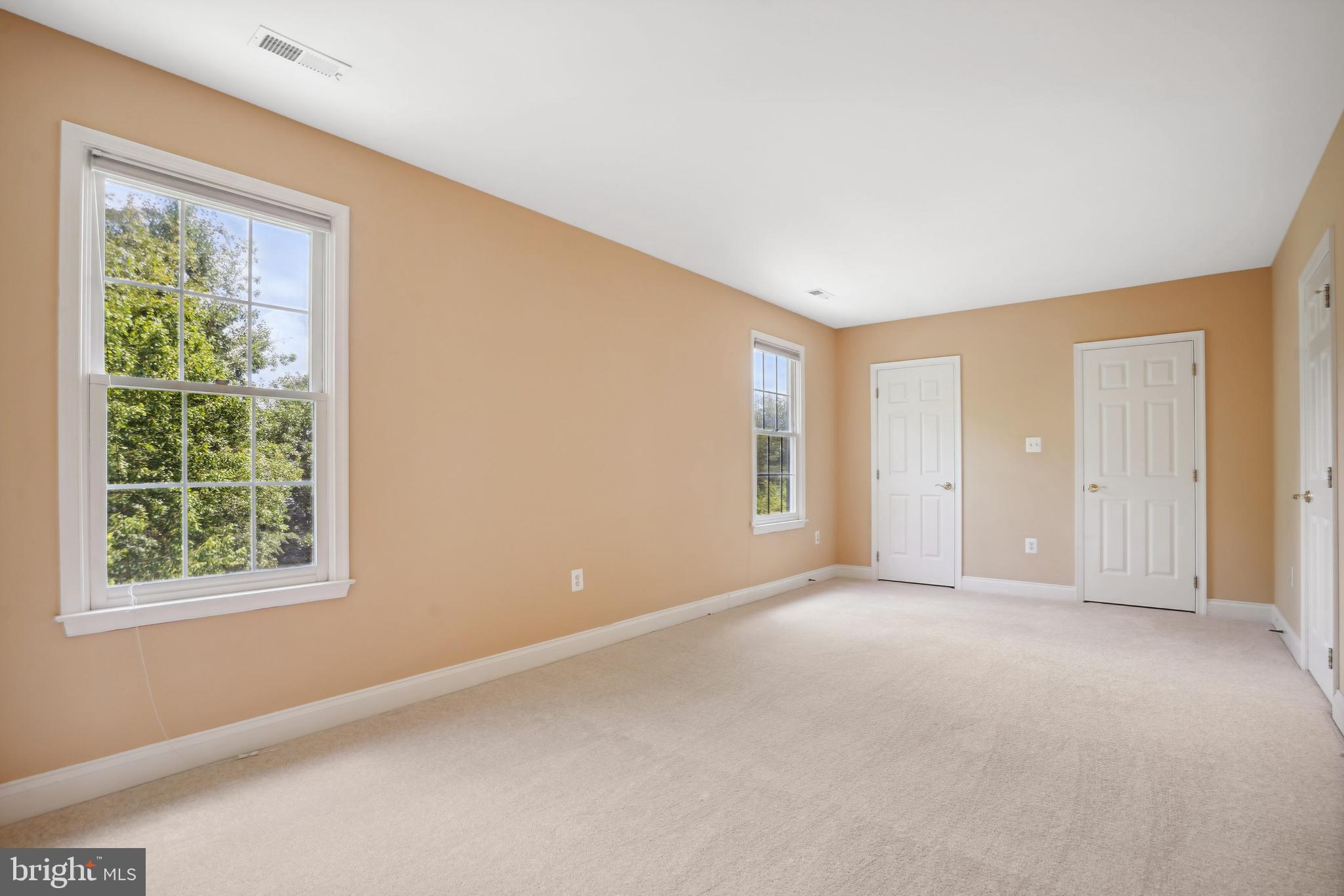 CROSSPOINTE - Residential