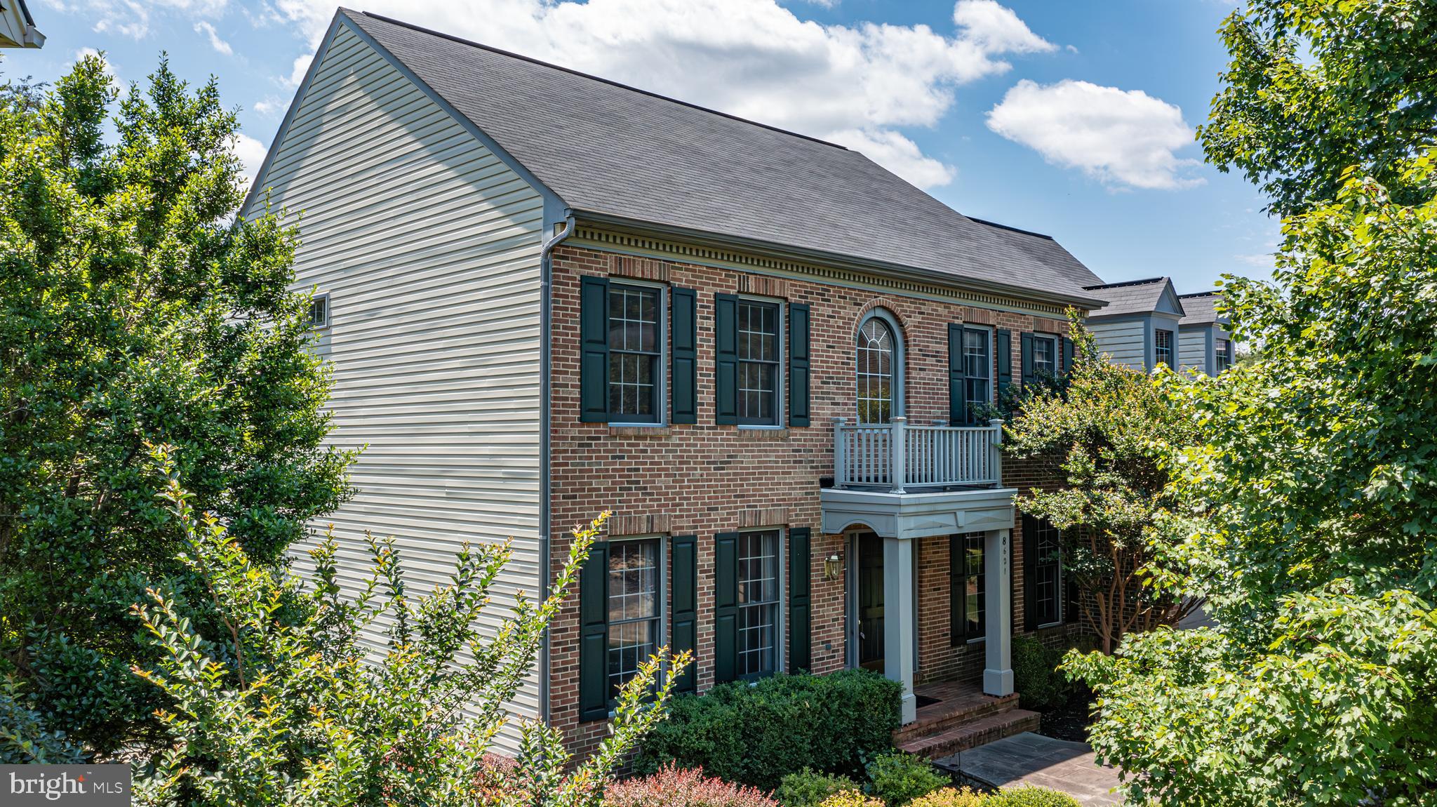 CROSSPOINTE - Residential