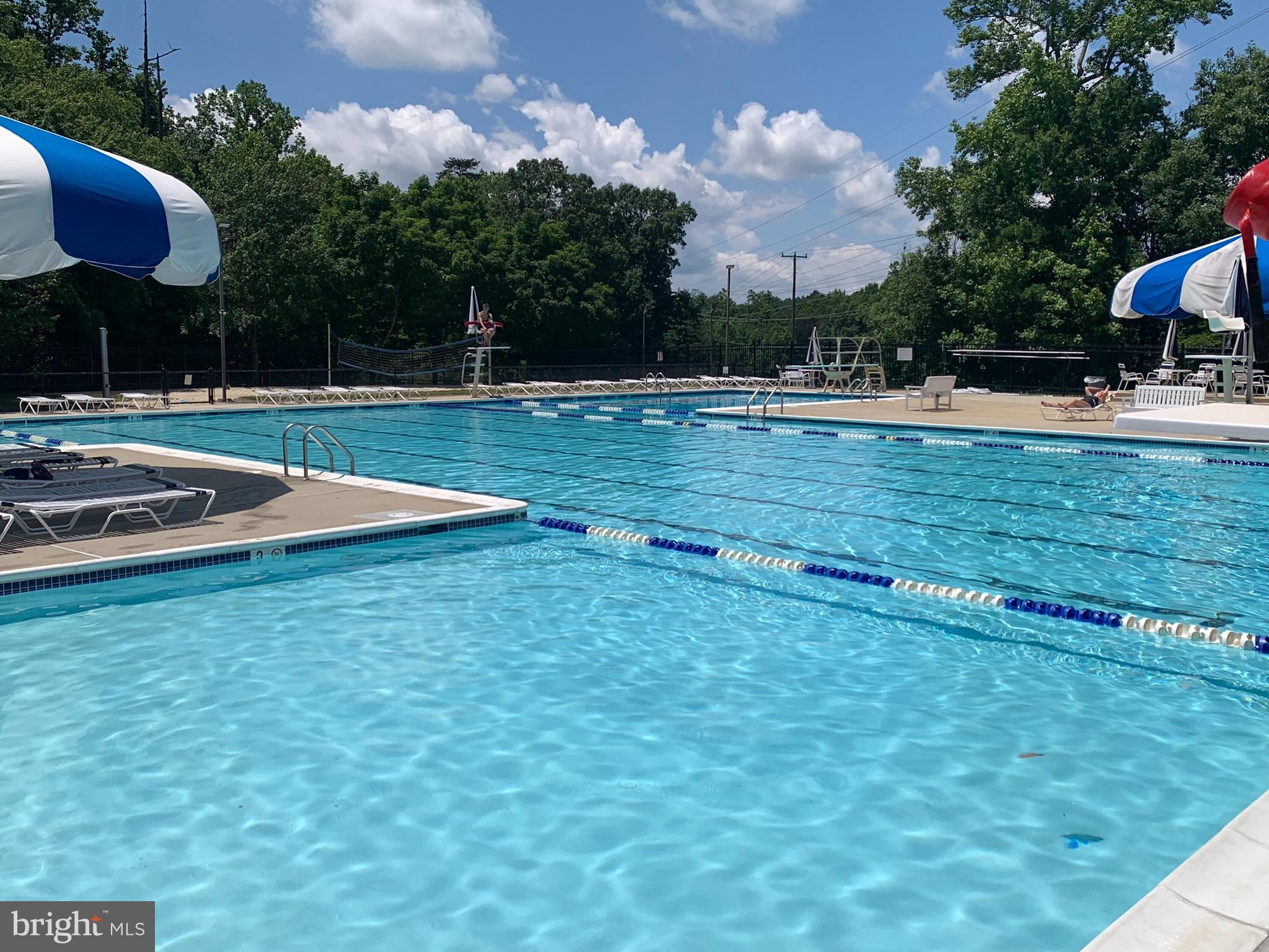 CROSSPOINTE - Residential