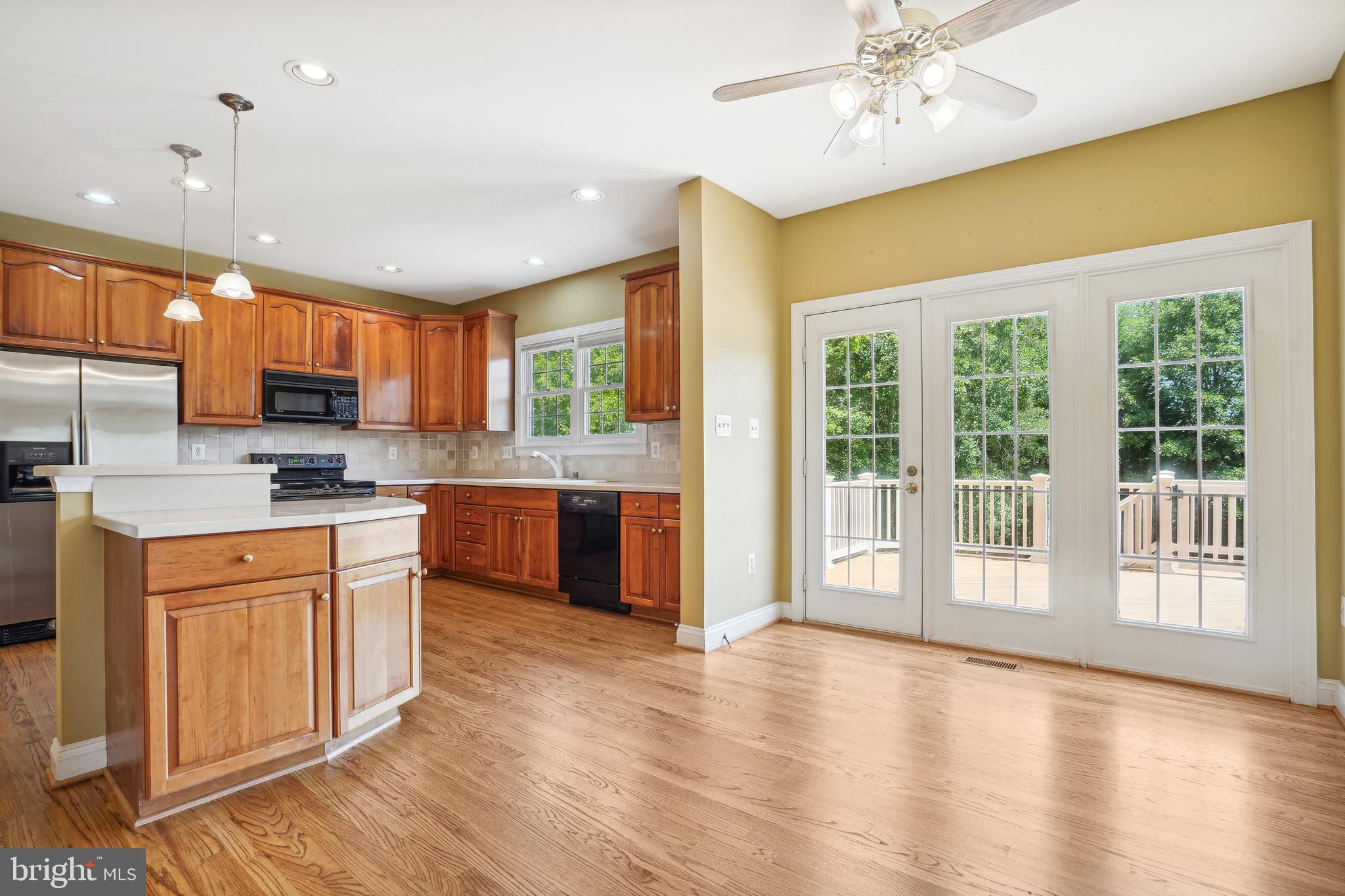 CROSSPOINTE - Residential