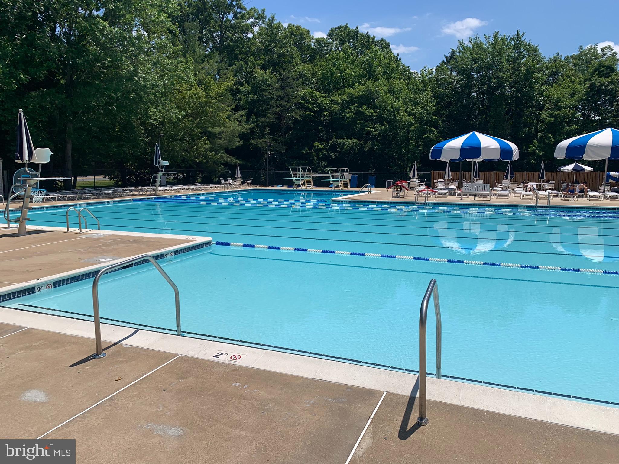 CROSSPOINTE - Residential