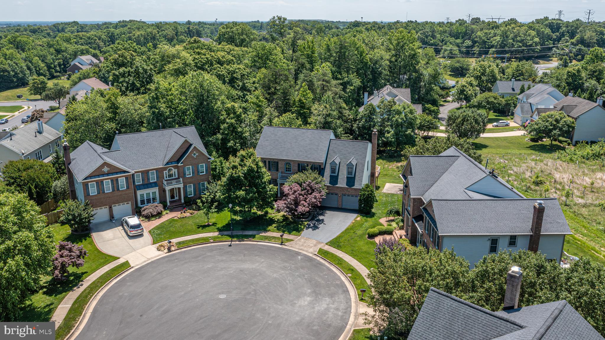 CROSSPOINTE - Residential