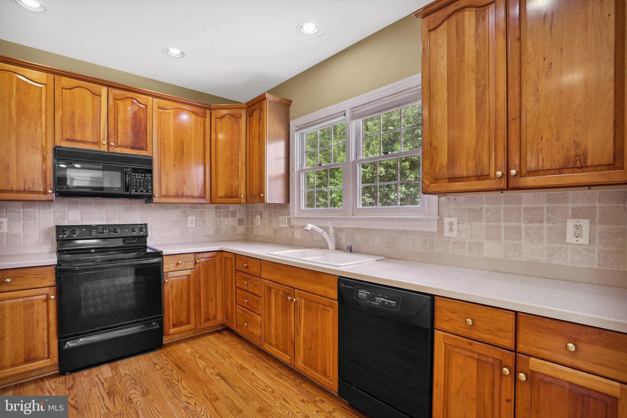 CROSSPOINTE - Residential