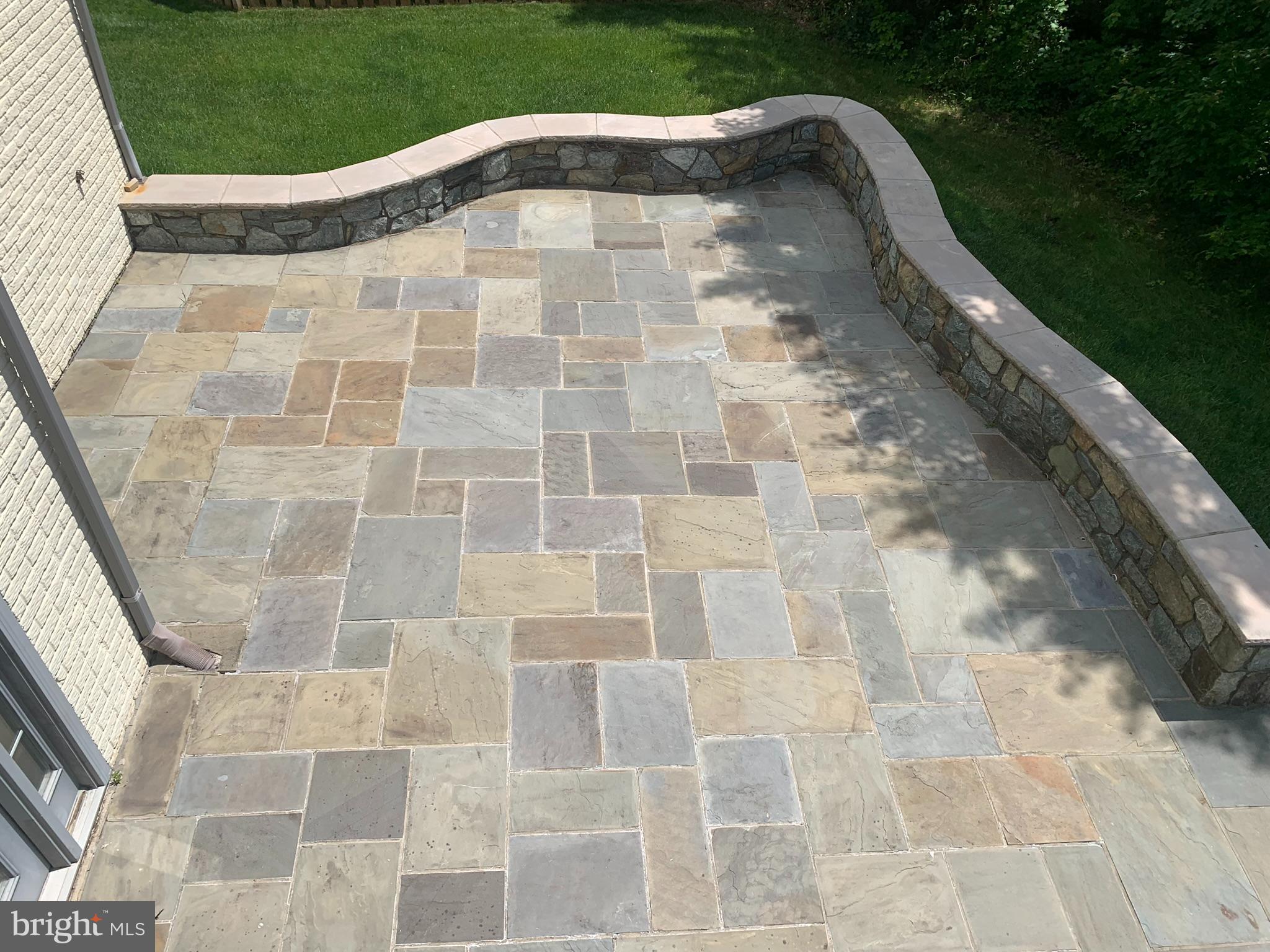 CROSSPOINTE - Residential