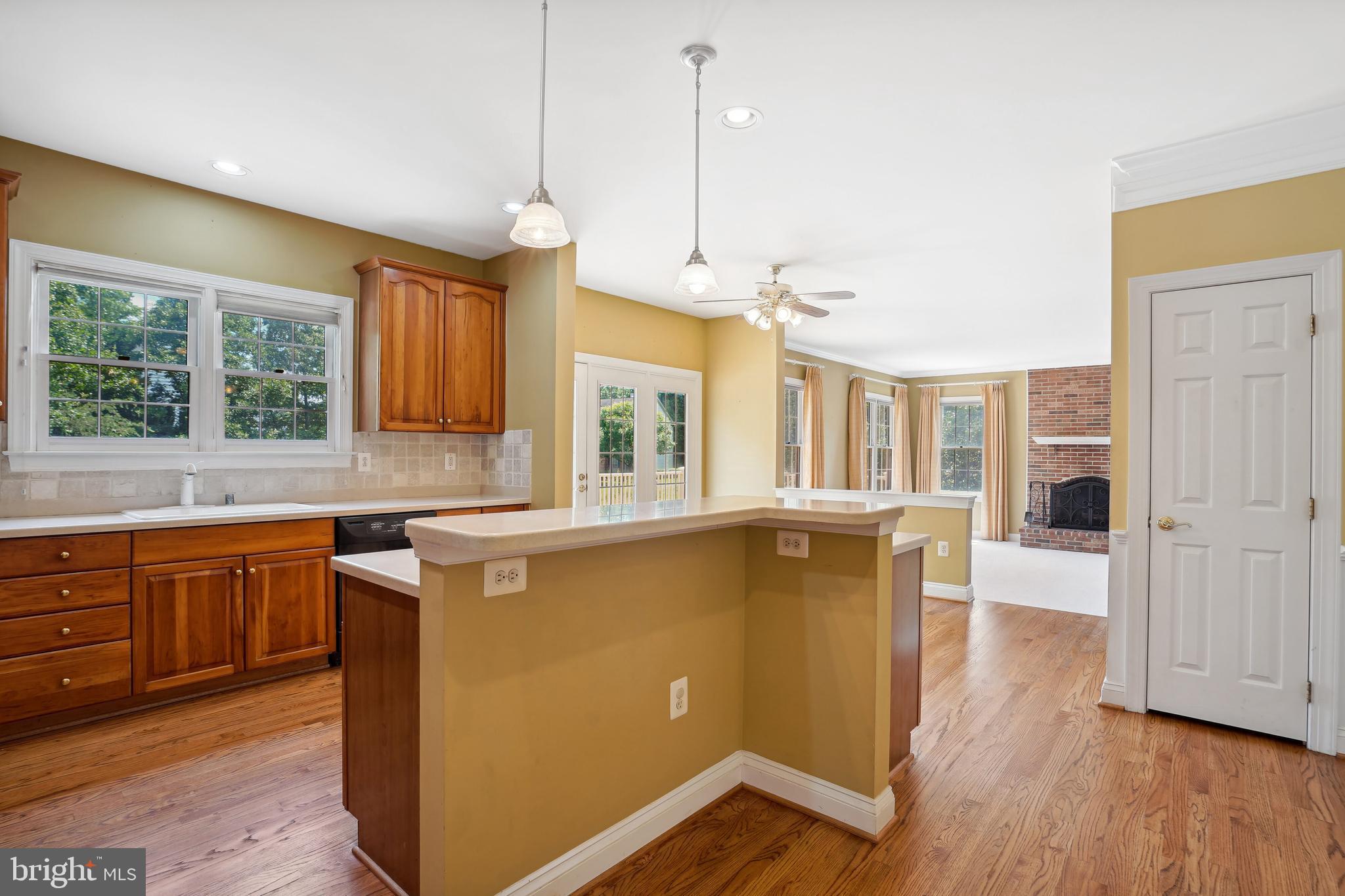 CROSSPOINTE - Residential