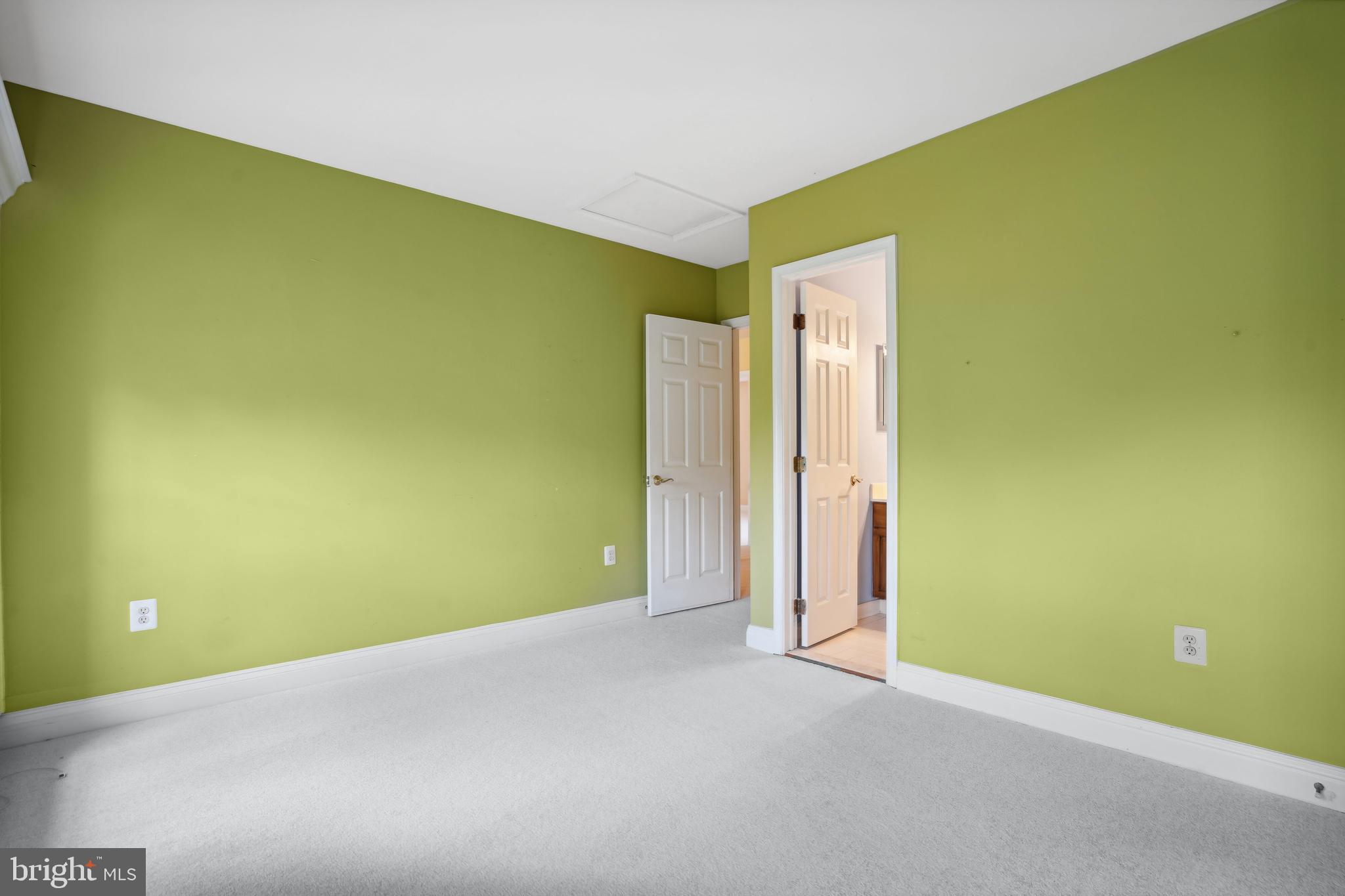 CROSSPOINTE - Residential