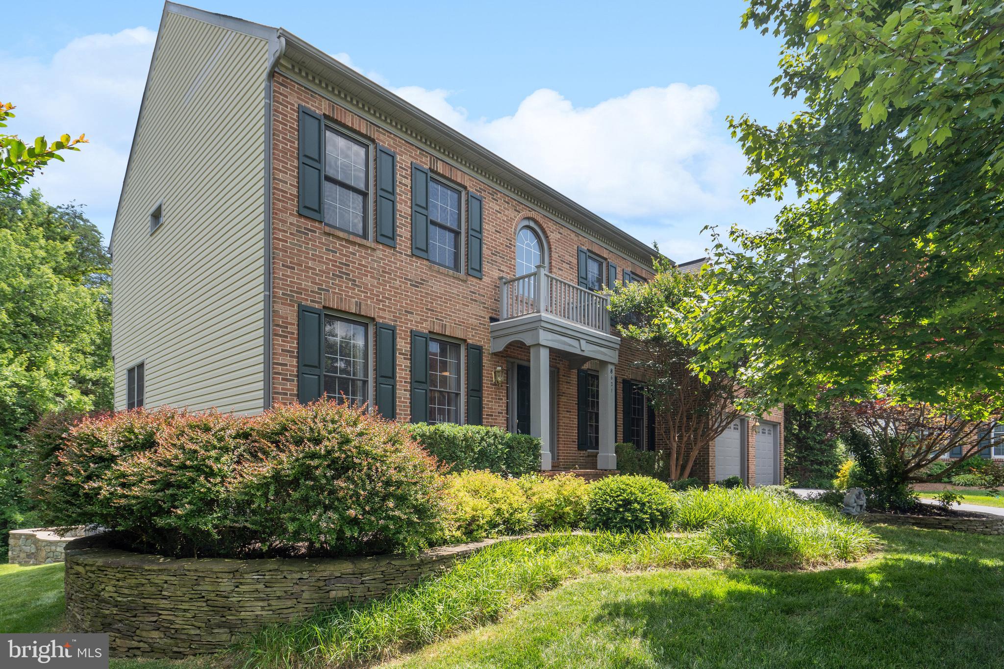 CROSSPOINTE - Residential