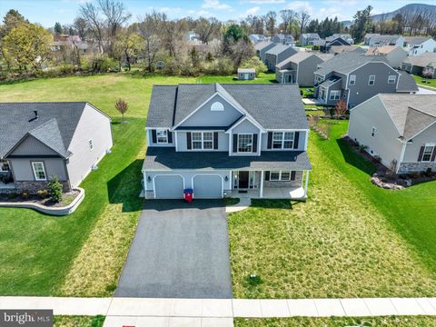 Photo of 436 W Glen Tilt Avenue, WERNERSVILLE, PA 19565 (MLS # PABK2070660)