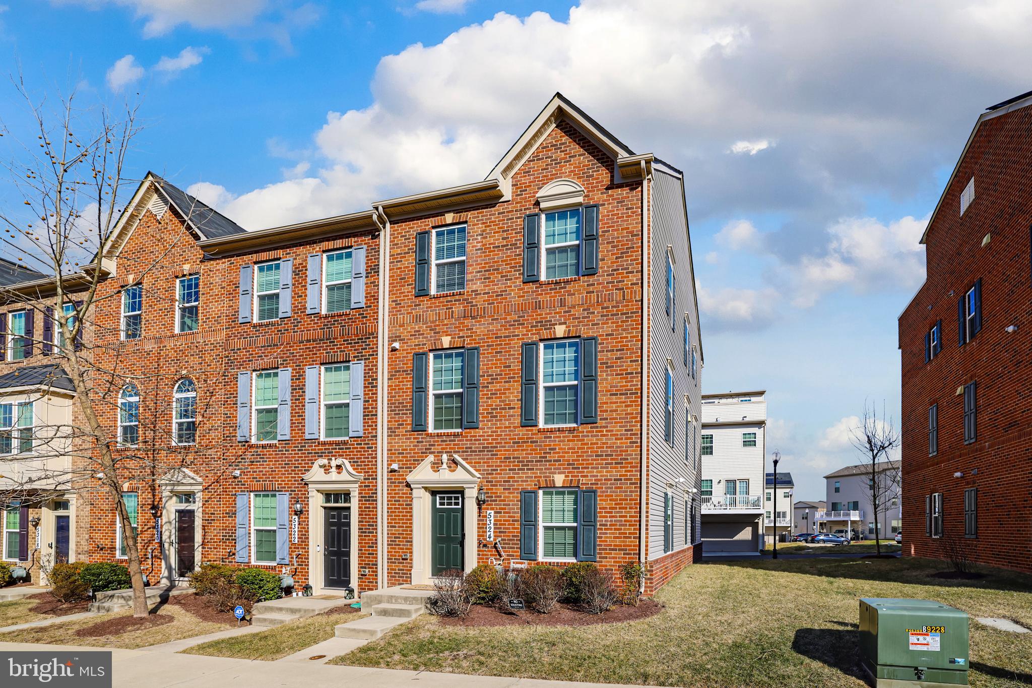 WESTPHALIA TOWN CENTER - Residential Lease