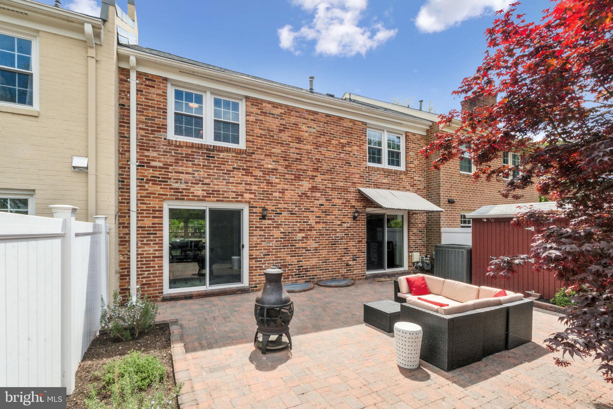 CHARLESTOWN - Residential