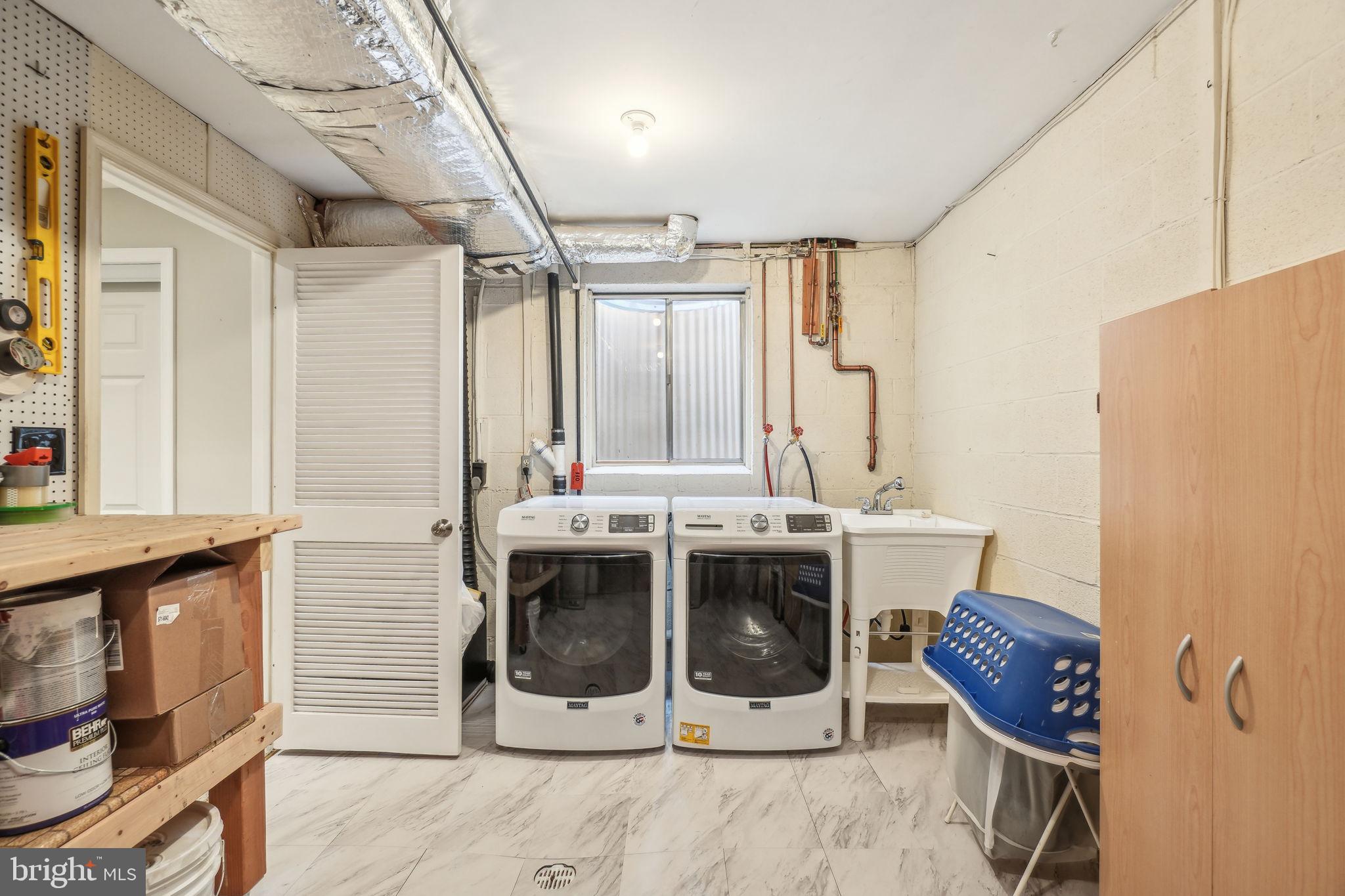 CHARLESTOWN - Residential