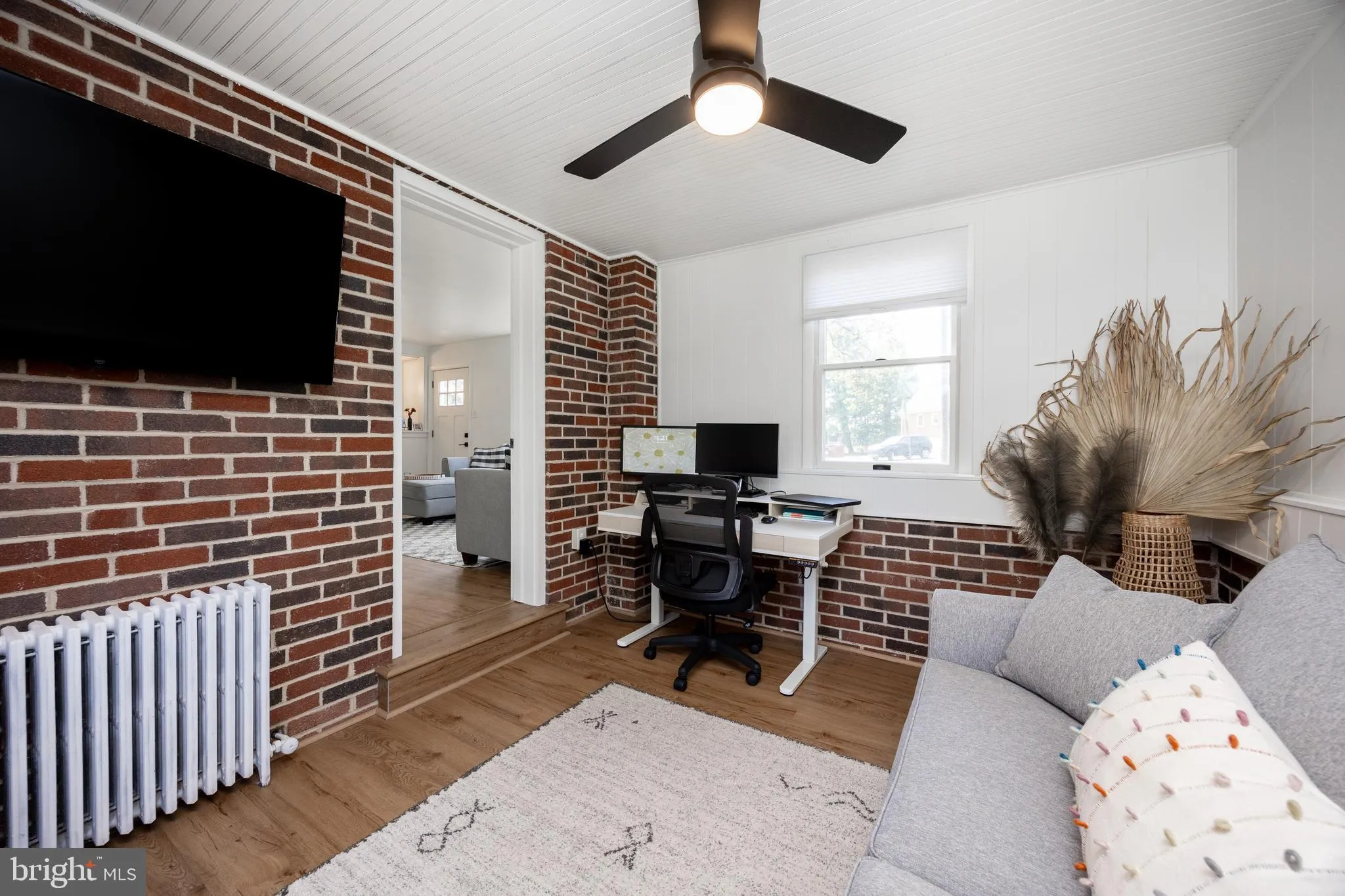 Phoenixville, Pennsylvania 19460, United States, 2 Bedrooms Bedrooms, ,1 BathroomBathrooms,Residential,Pending,214379