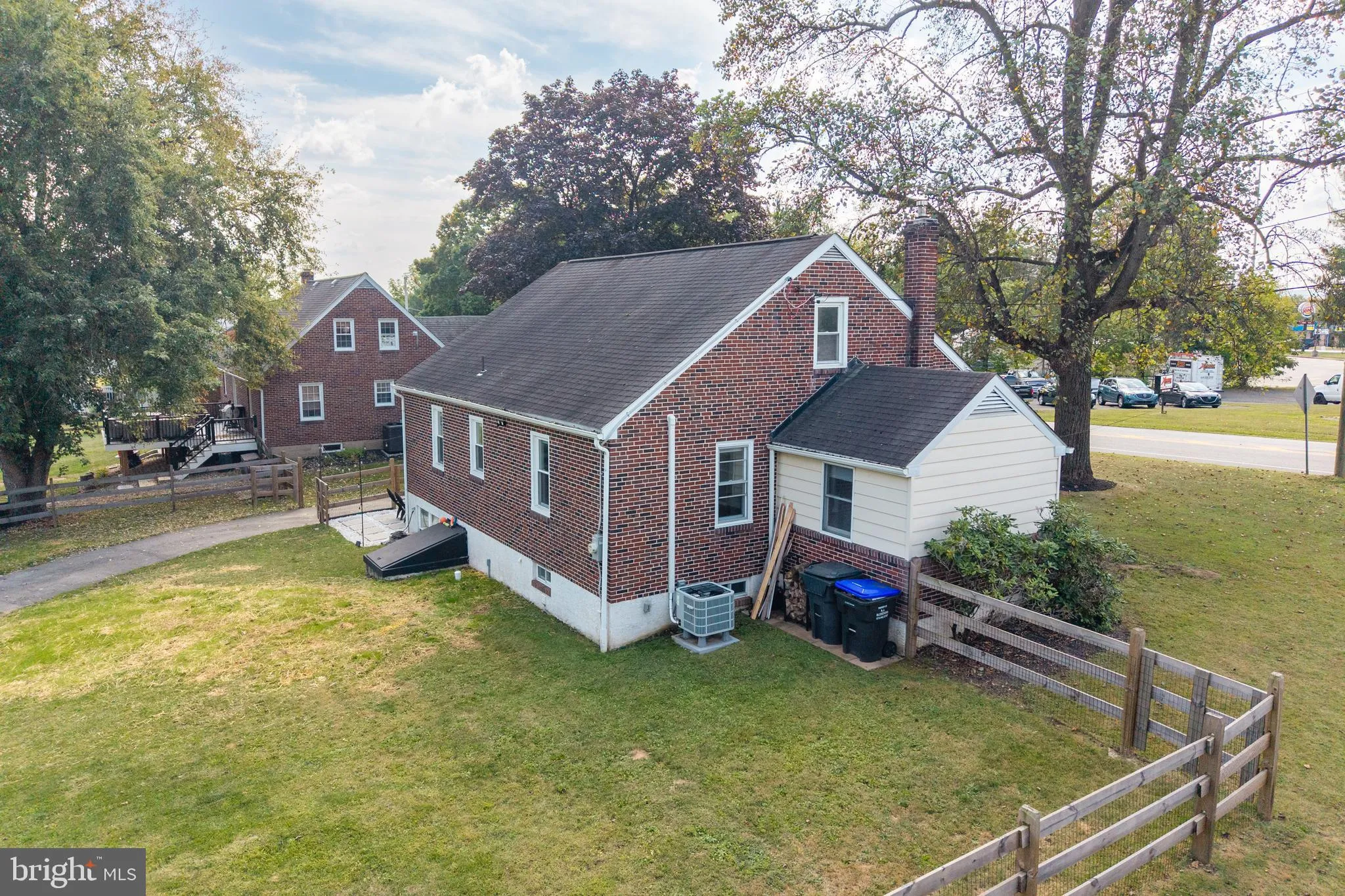 Phoenixville, Pennsylvania 19460, United States, 2 Bedrooms Bedrooms, ,1 BathroomBathrooms,Residential,Pending,214379