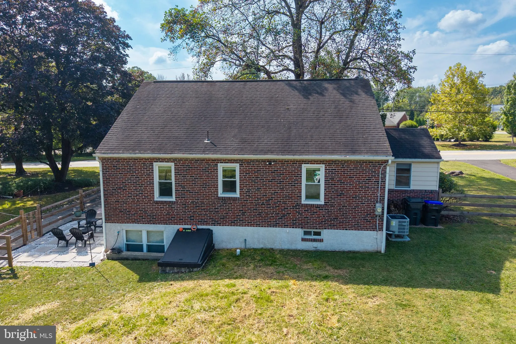 Phoenixville, Pennsylvania 19460, United States, 2 Bedrooms Bedrooms, ,1 BathroomBathrooms,Residential,Pending,214379