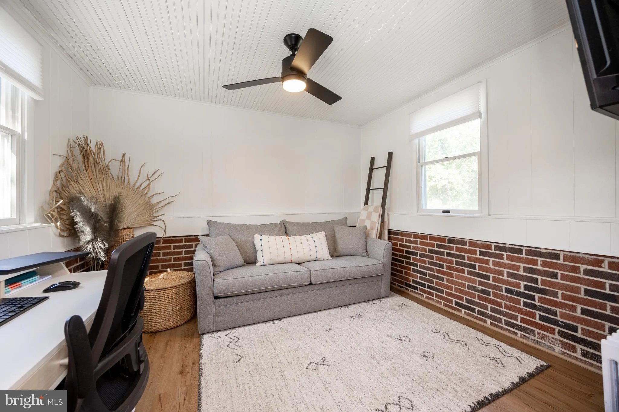 Phoenixville, Pennsylvania 19460, United States, 2 Bedrooms Bedrooms, ,1 BathroomBathrooms,Residential,Pending,214379