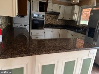 RIVERDALE WOODS - Residential