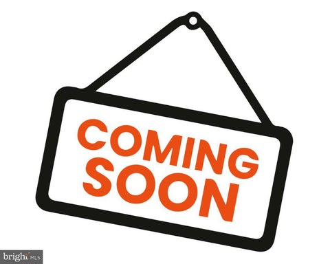 Townhouse For Rent - 323 Kirby Street<br/> MANASSAS PARK, VA 20111