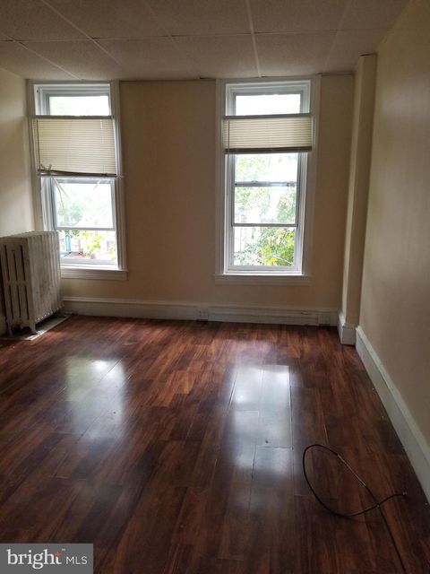 Townhouse For Rent - 336 N 6th Street #3<br/> READING, PA 19601