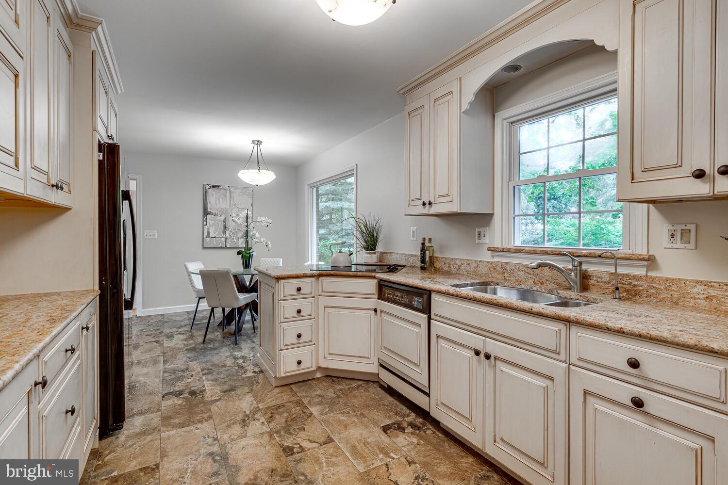 FLOWER VALLEY - Residential