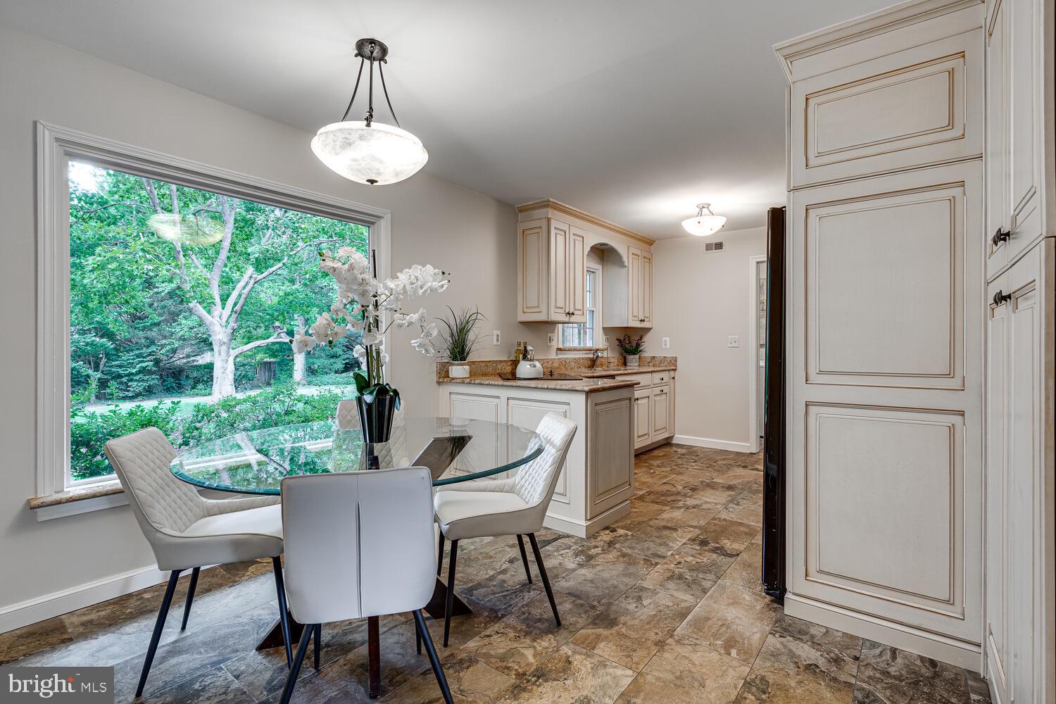 FLOWER VALLEY - Residential