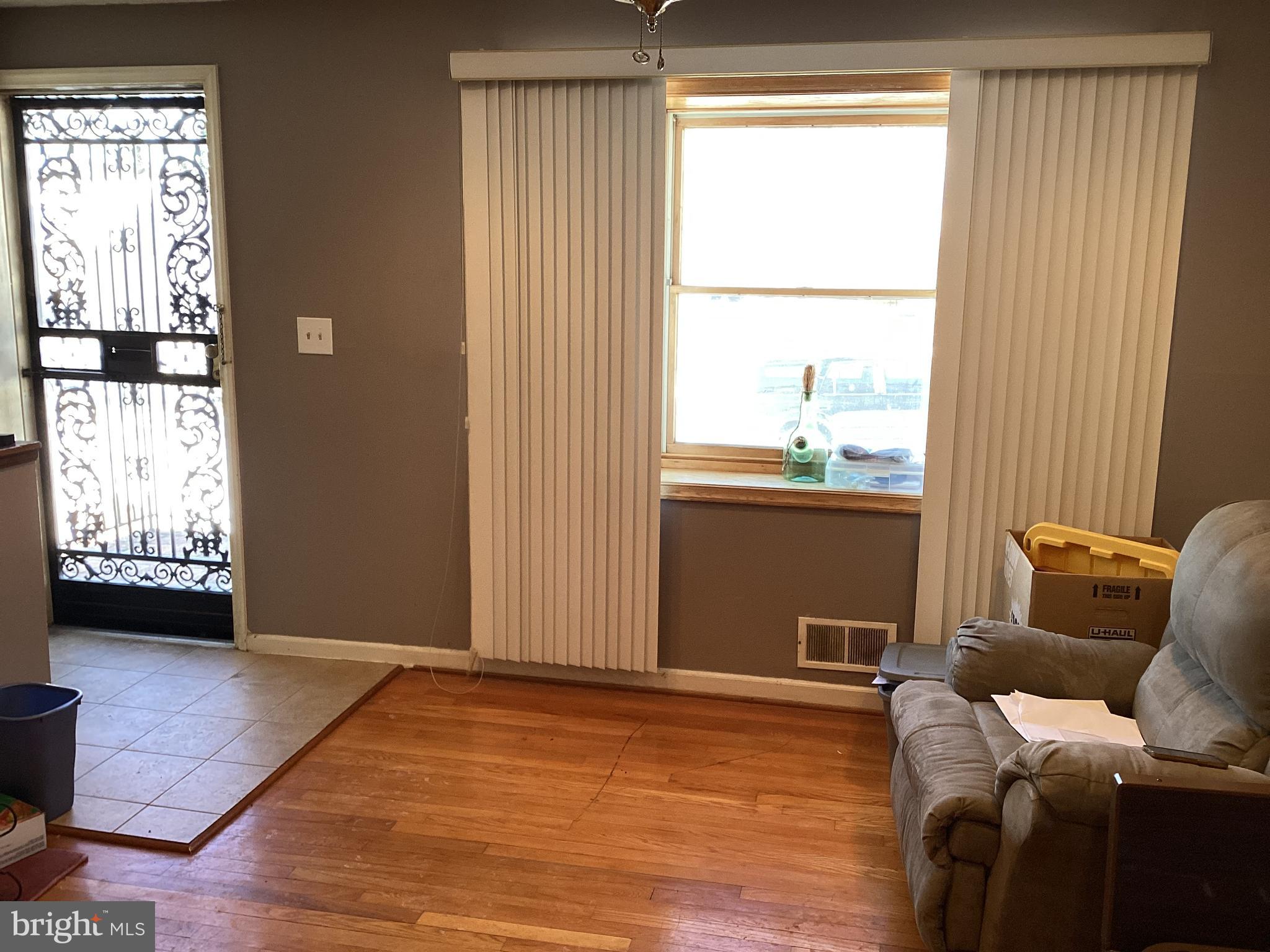 5416 LEWELLEN AVENUE