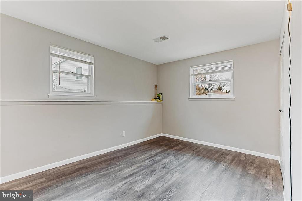 ANCIENT OAK WEST - Residential