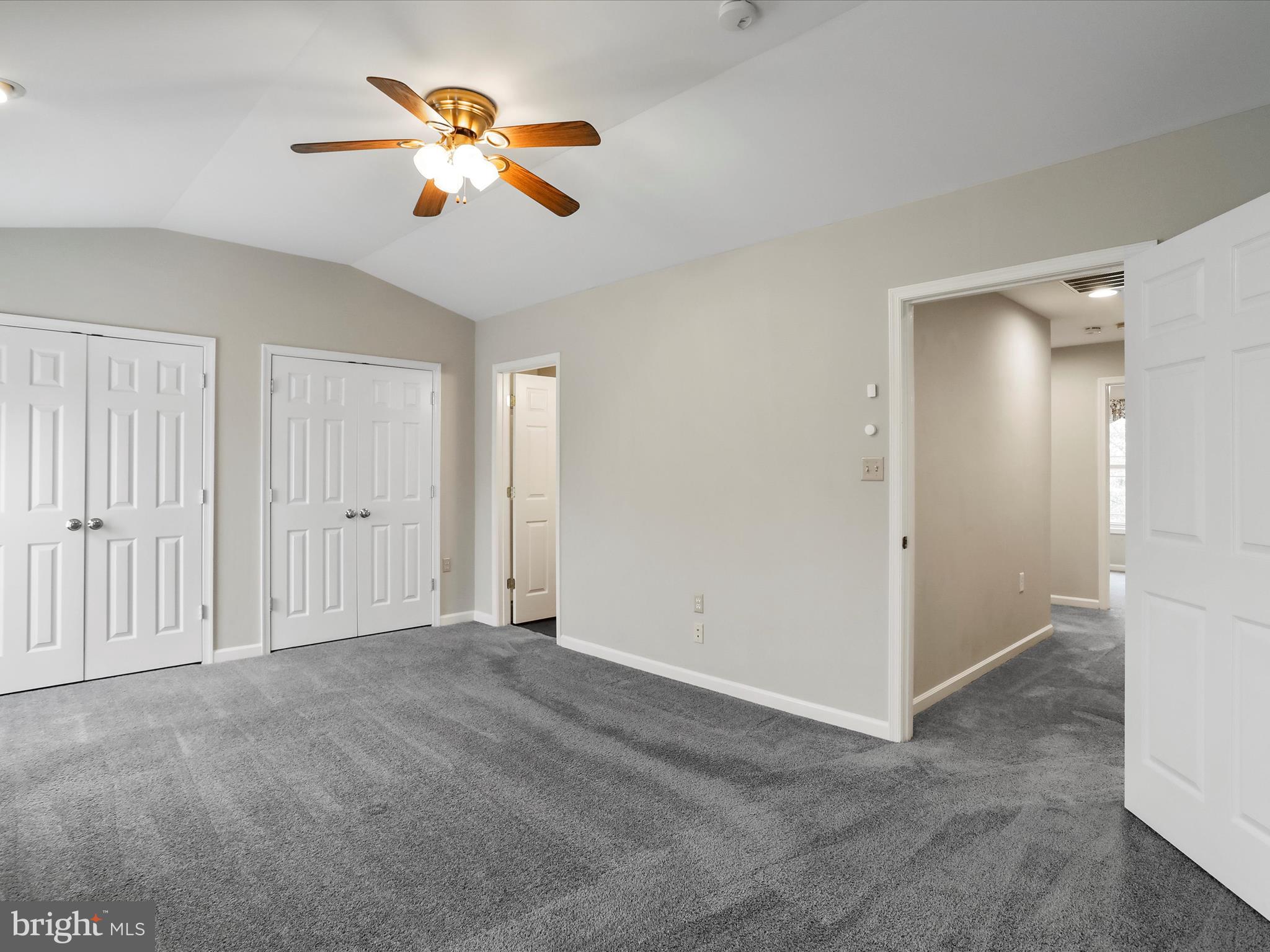 LOCUST HILL - Residential