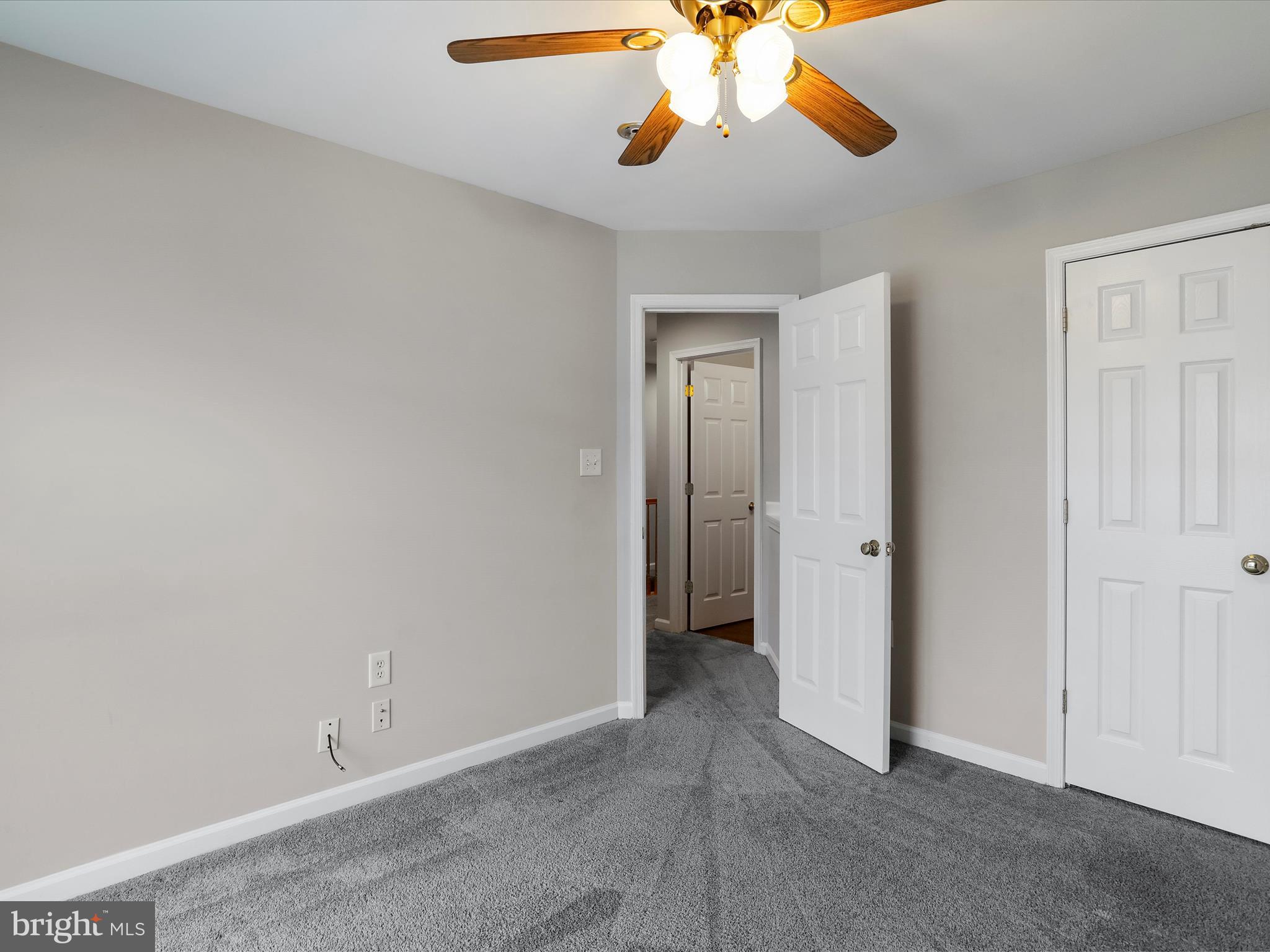 LOCUST HILL - Residential