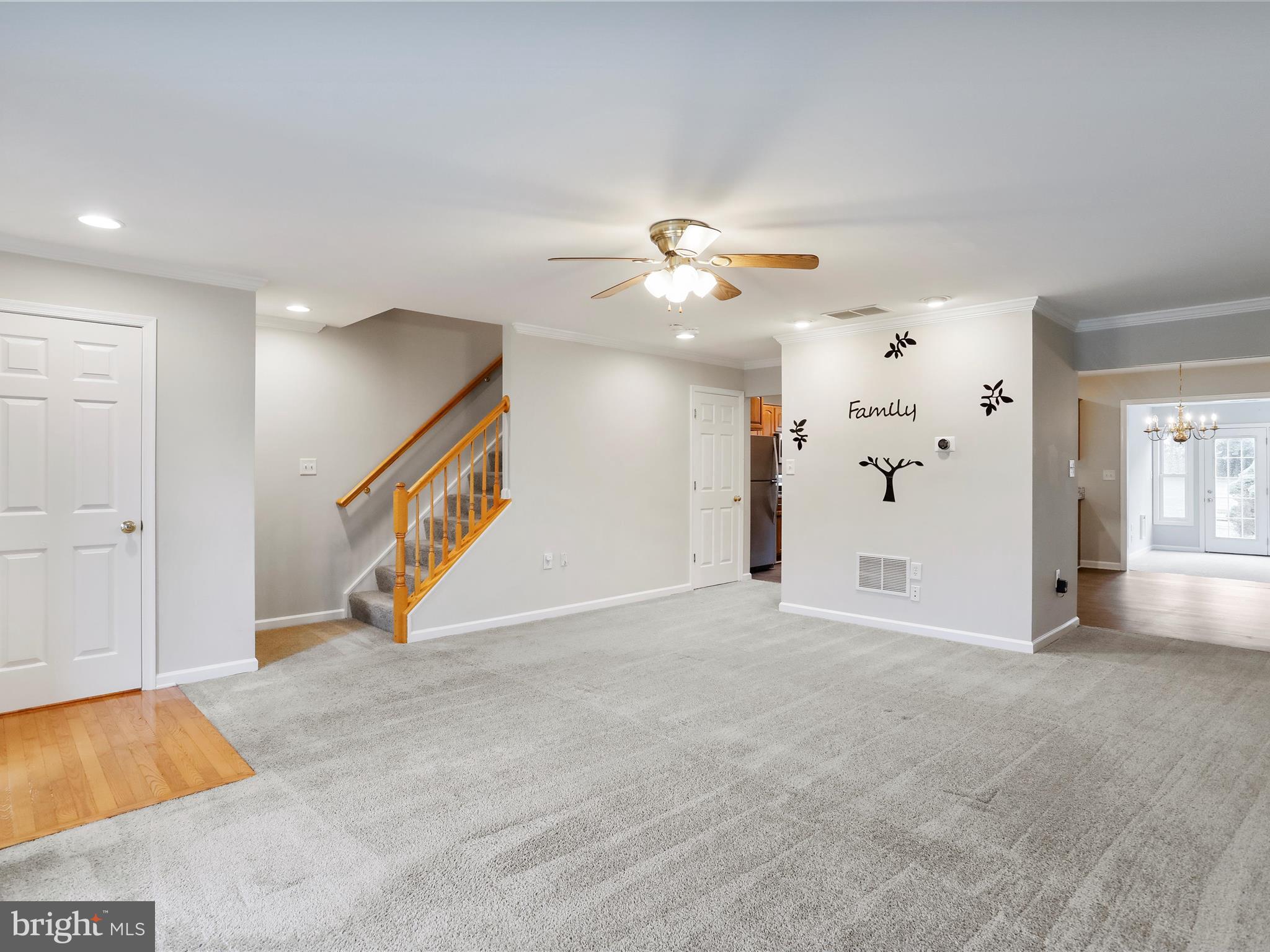 LOCUST HILL - Residential