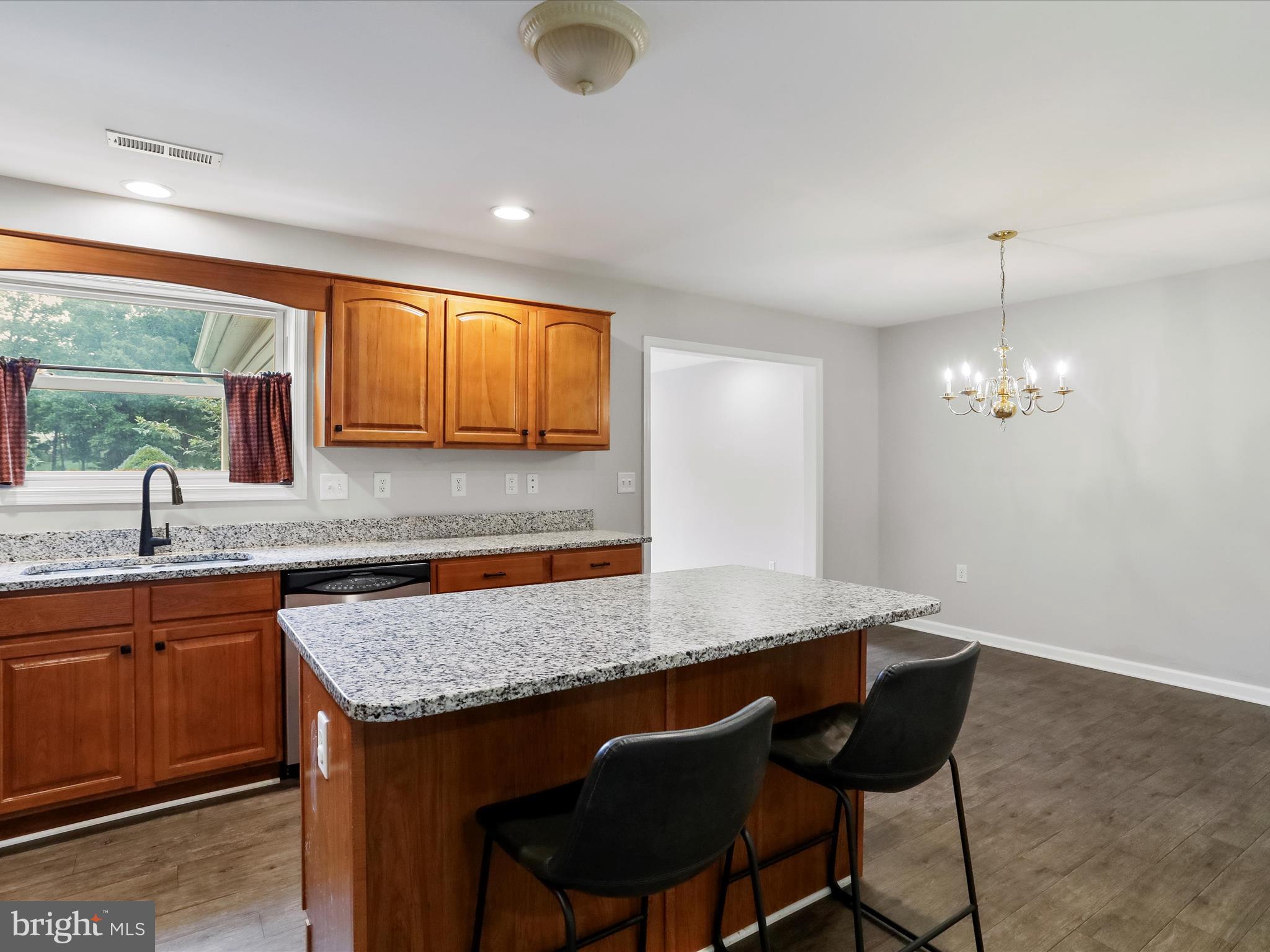 LOCUST HILL - Residential