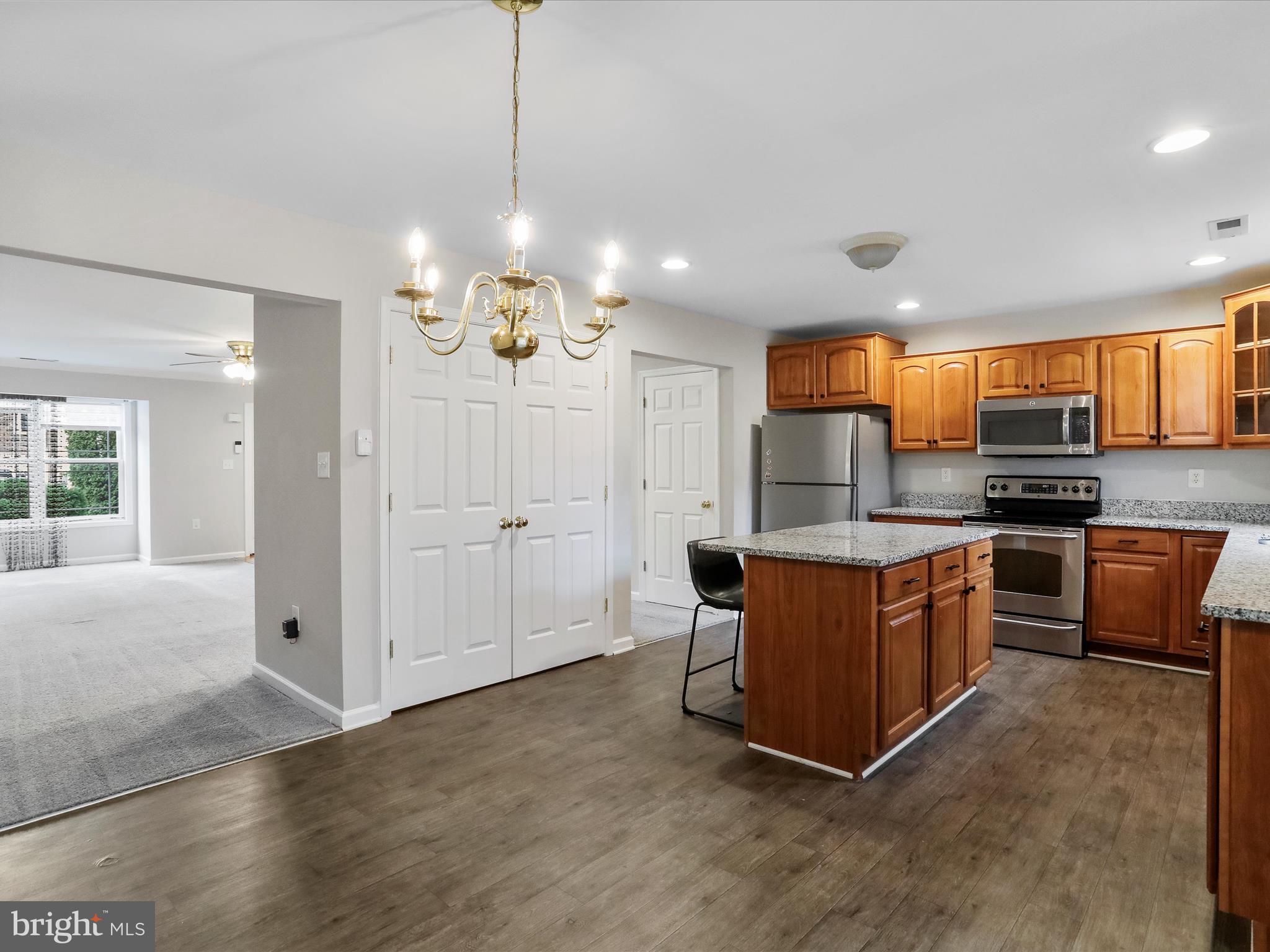 LOCUST HILL - Residential