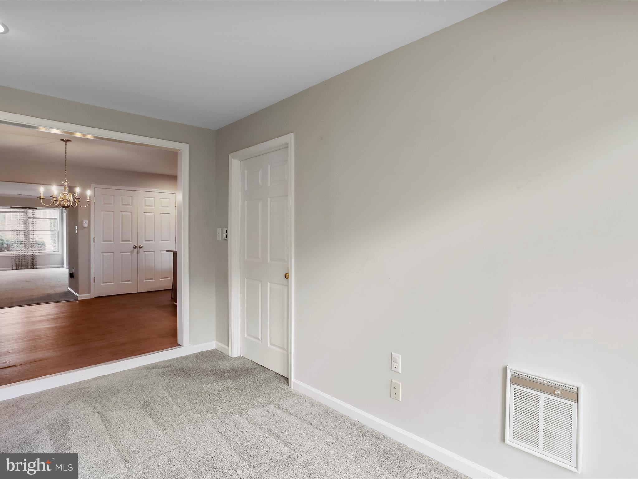 LOCUST HILL - Residential