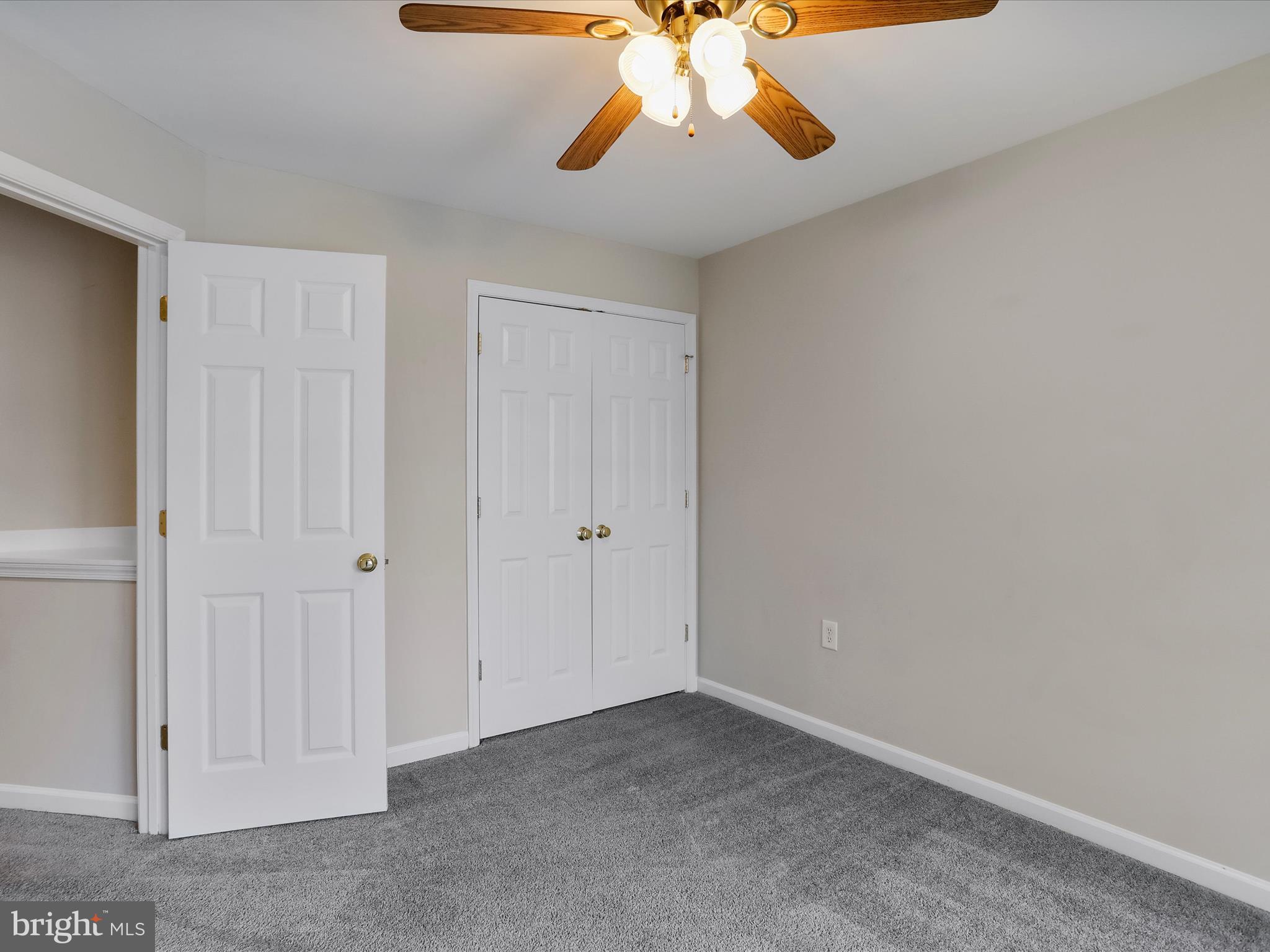 LOCUST HILL - Residential