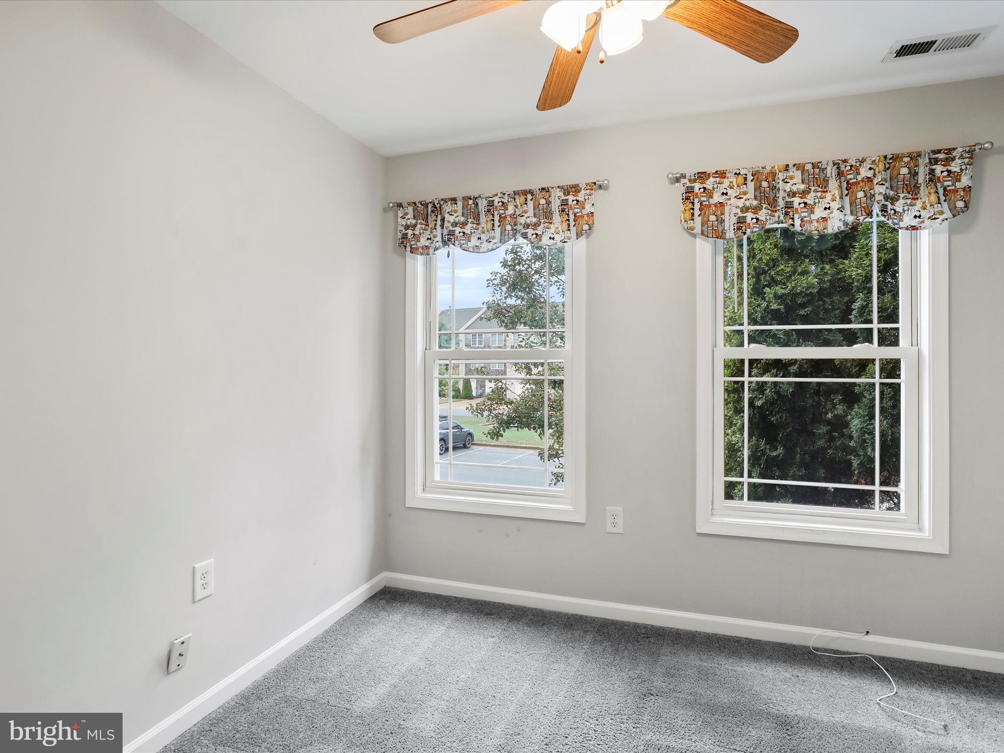 LOCUST HILL - Residential