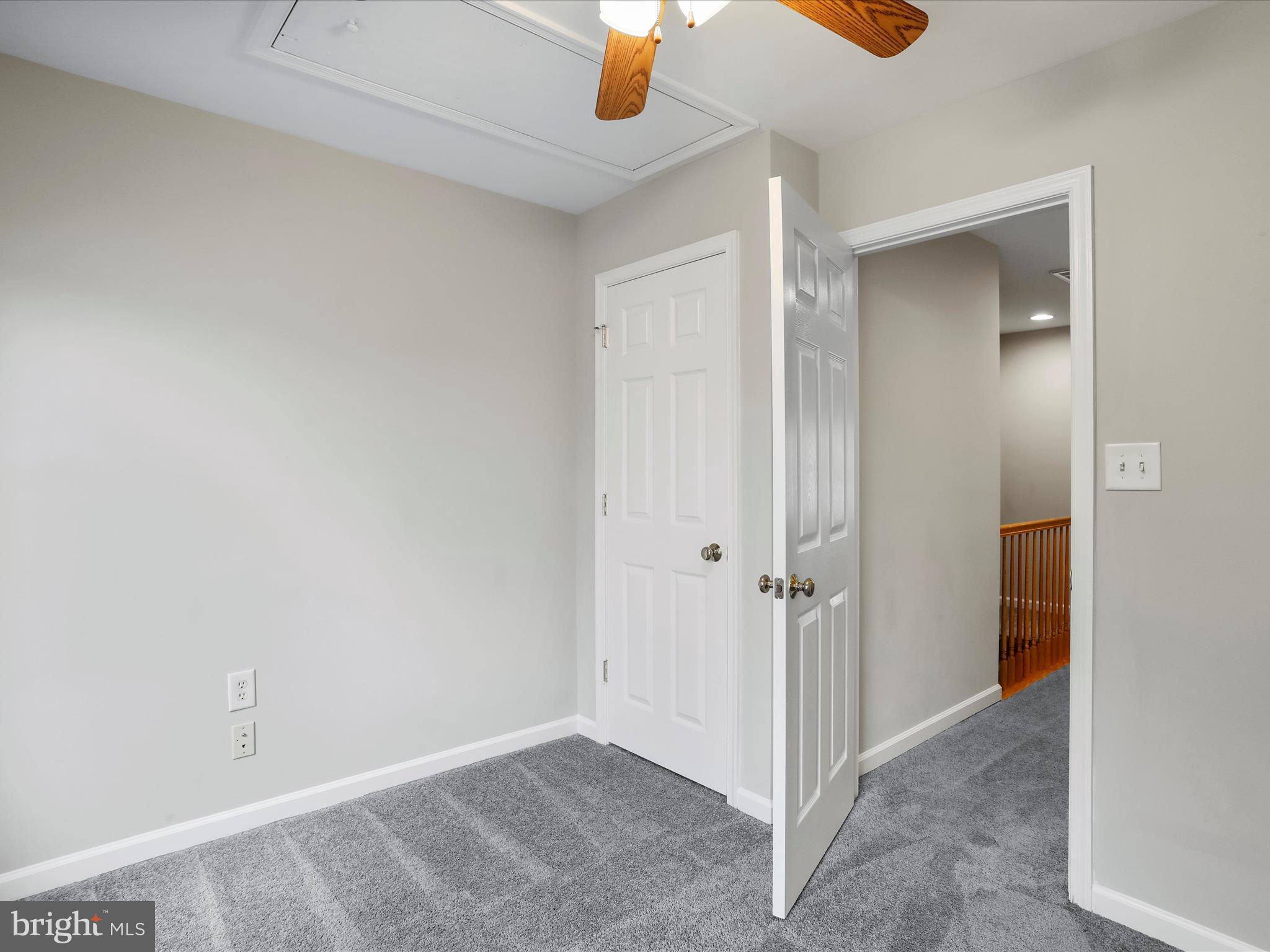 LOCUST HILL - Residential