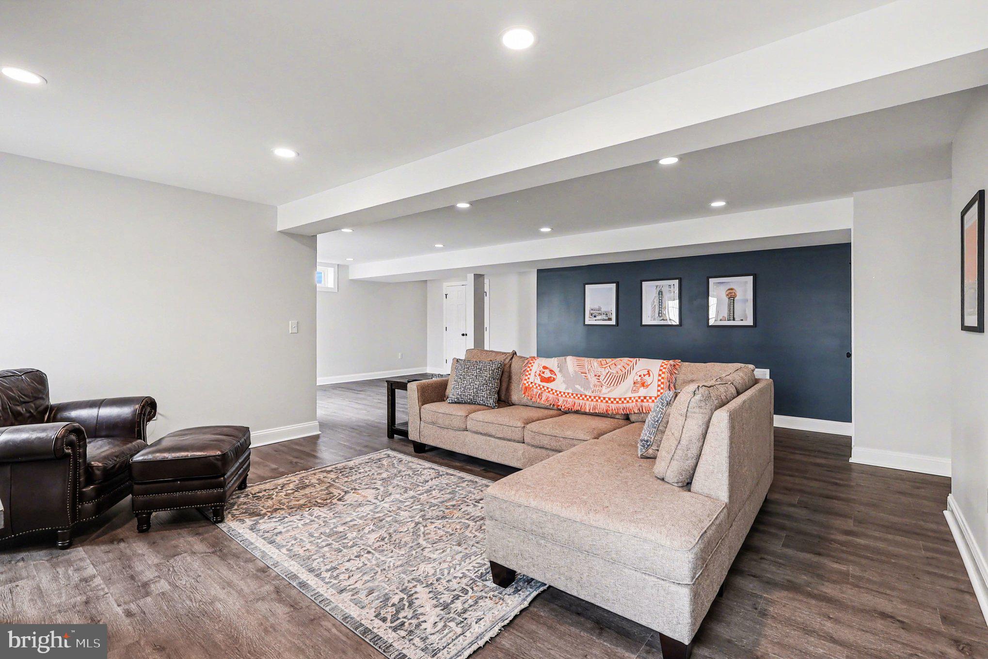 LEELAND STATION - Residential