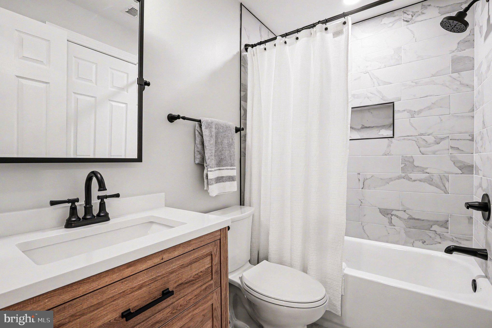 LEELAND STATION - Residential