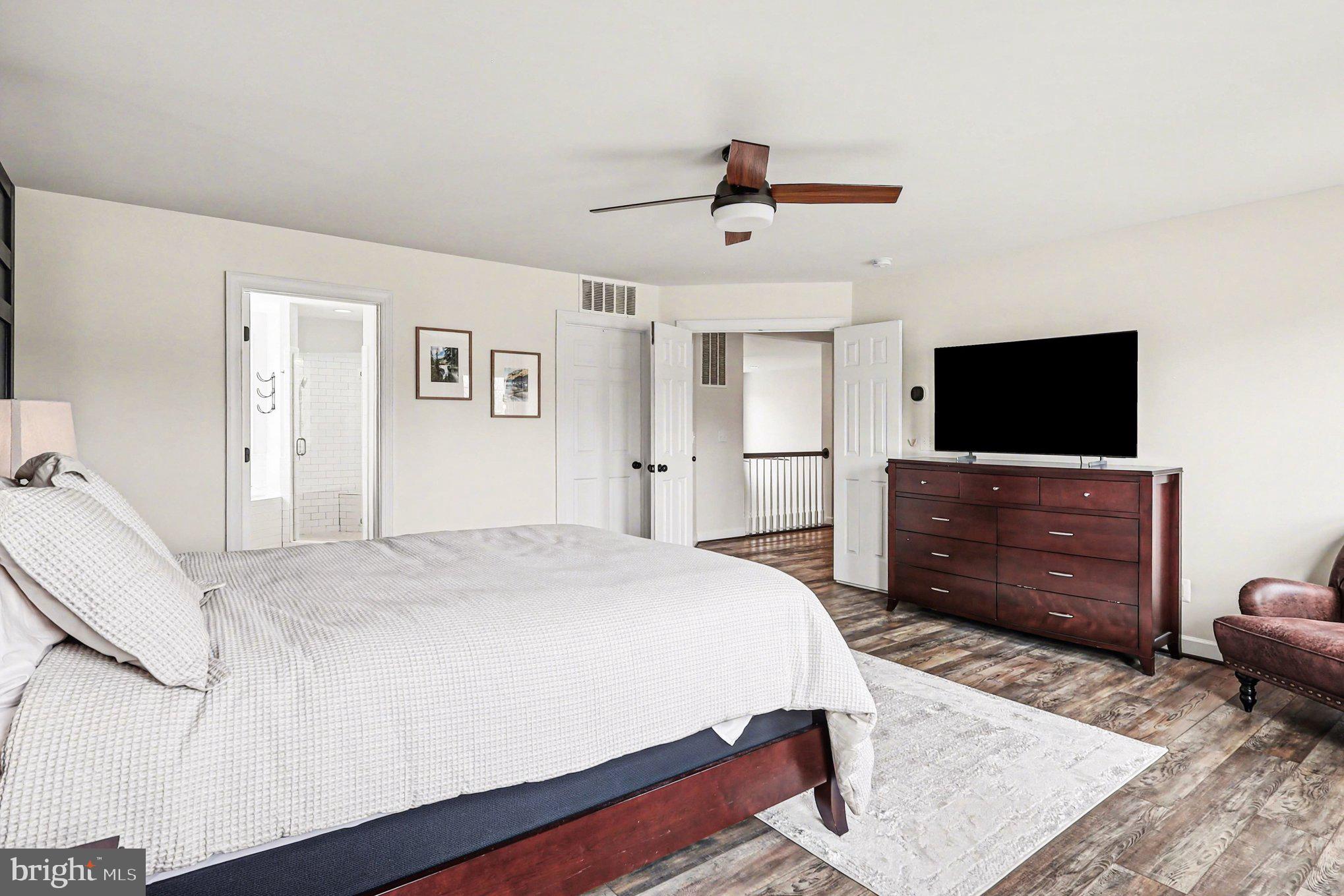 LEELAND STATION - Residential