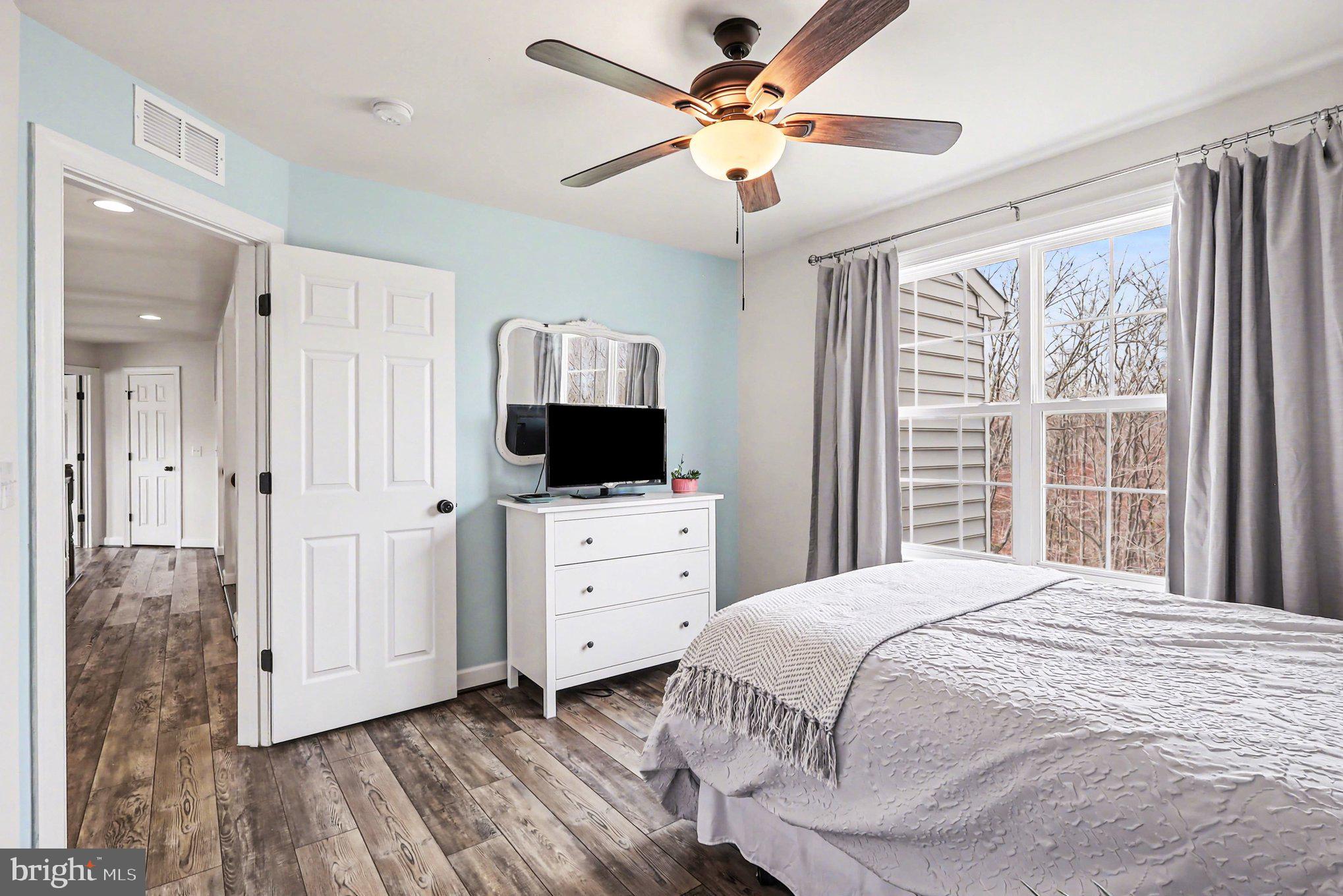 LEELAND STATION - Residential