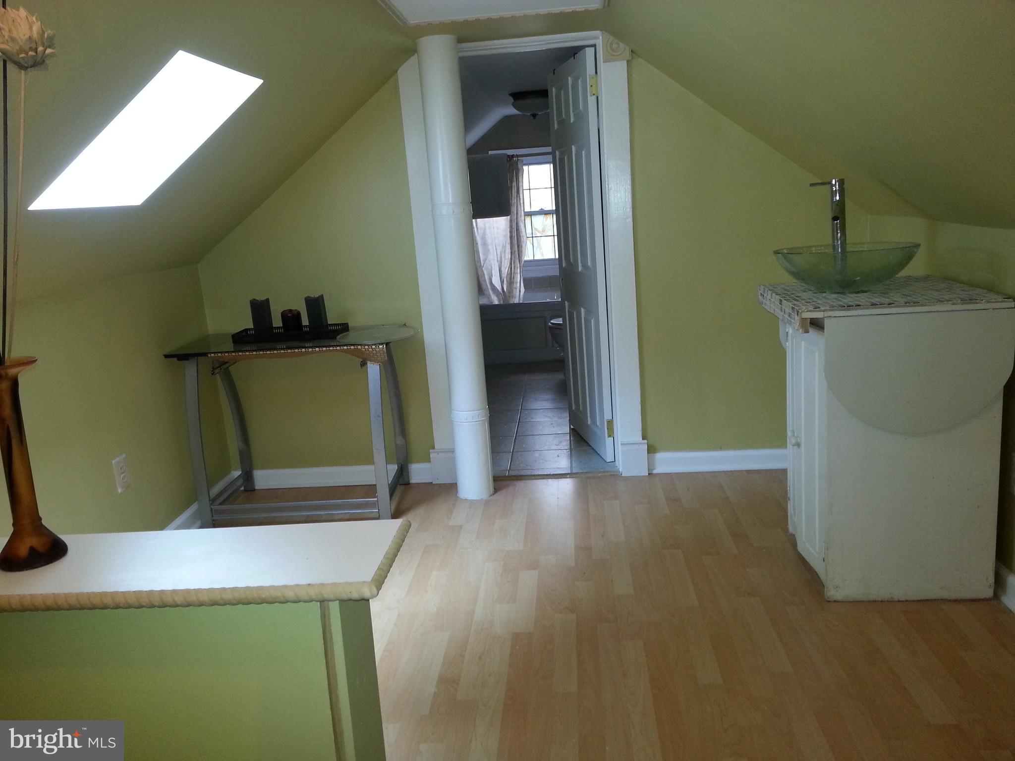 ROBIN GLEN - Residential